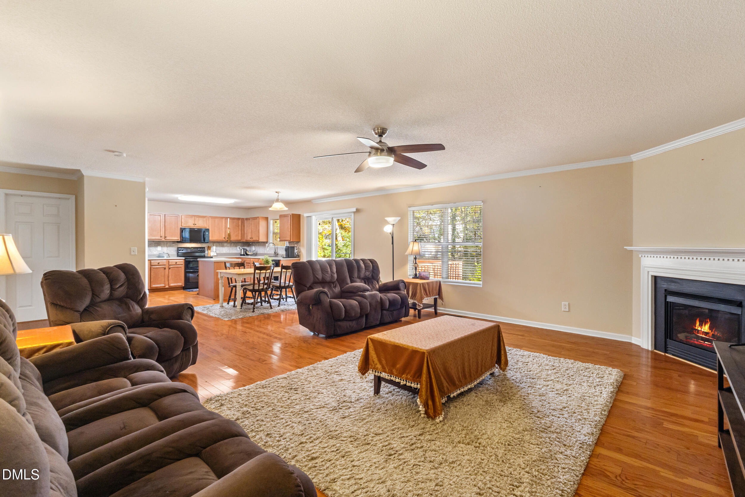 3748 Charleston Park Drive Property Photo 5