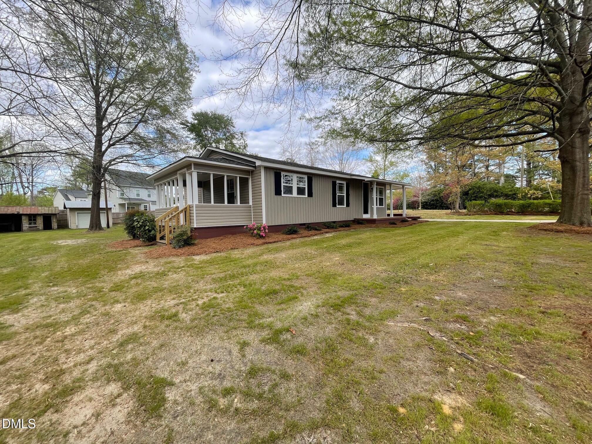 409 Lipscomb Road Property Photo 3