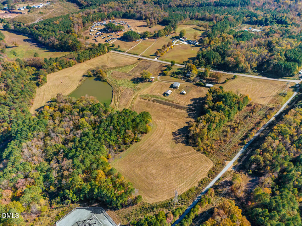 2207 Hamlin Road Property Photo 17