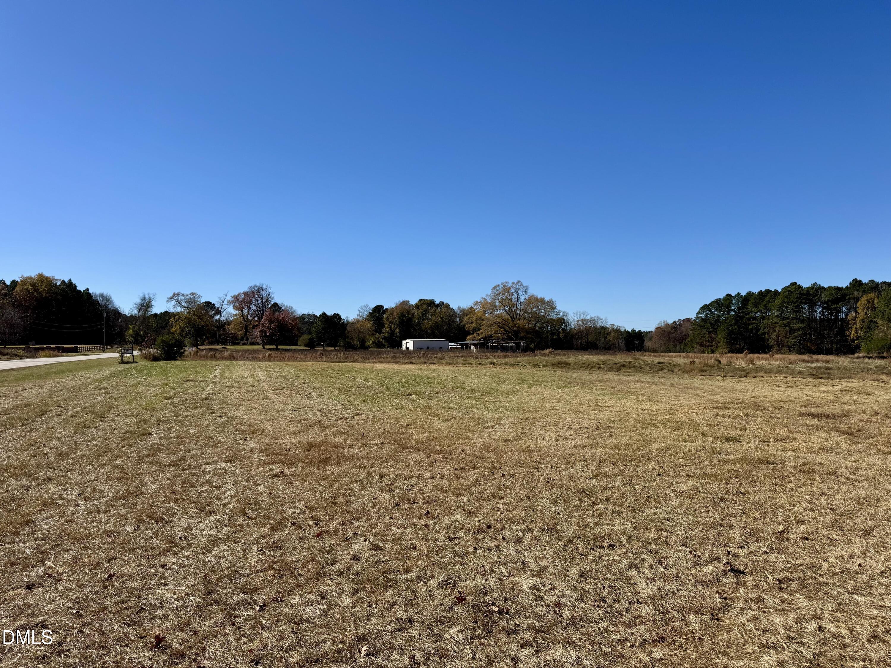 2207 Hamlin Road Property Photo 21
