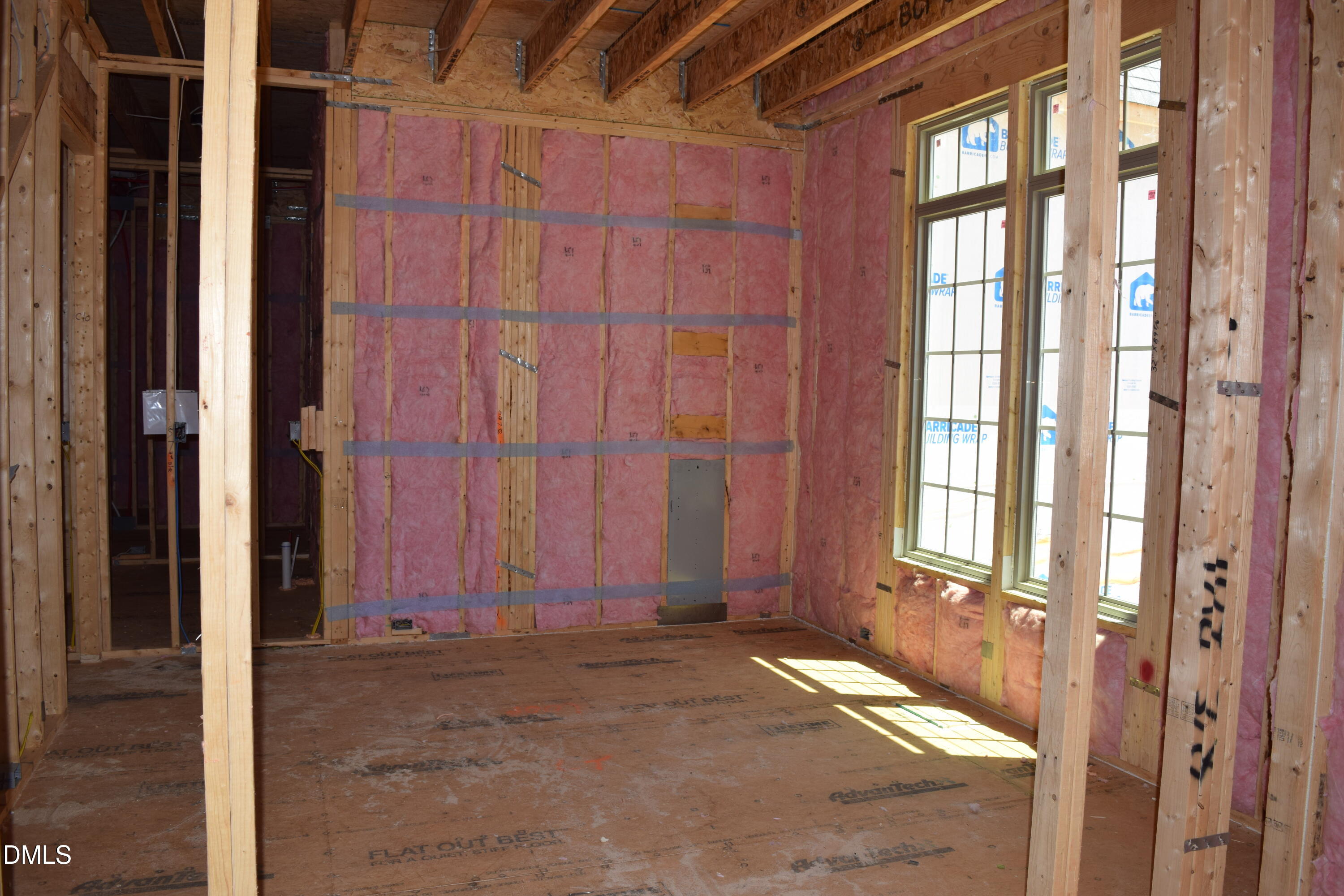 115 Spanish Oak Drive Property Photo 3