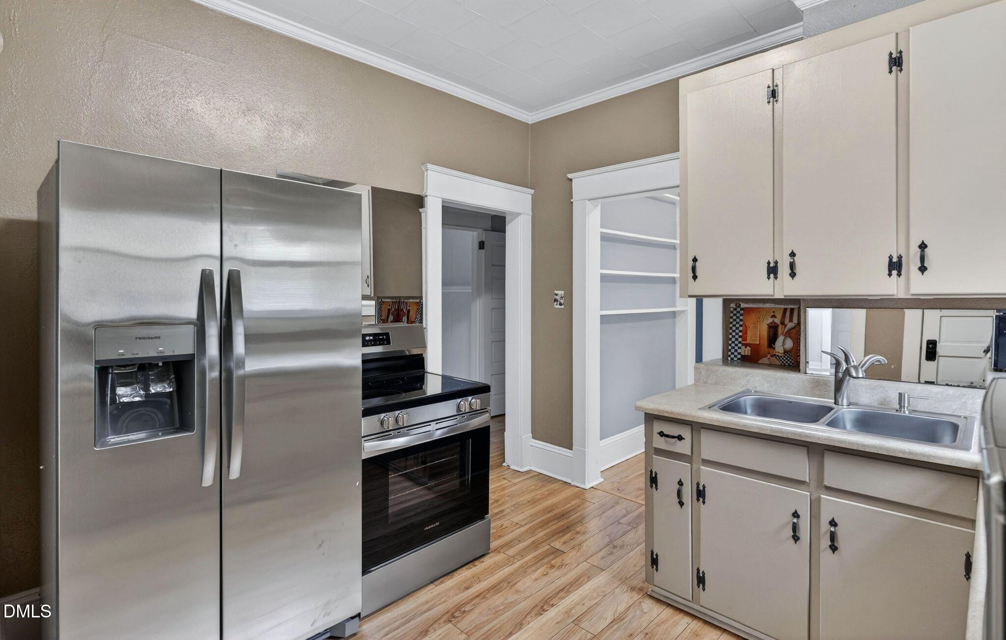 401 S Eighth Street Property Photo 10