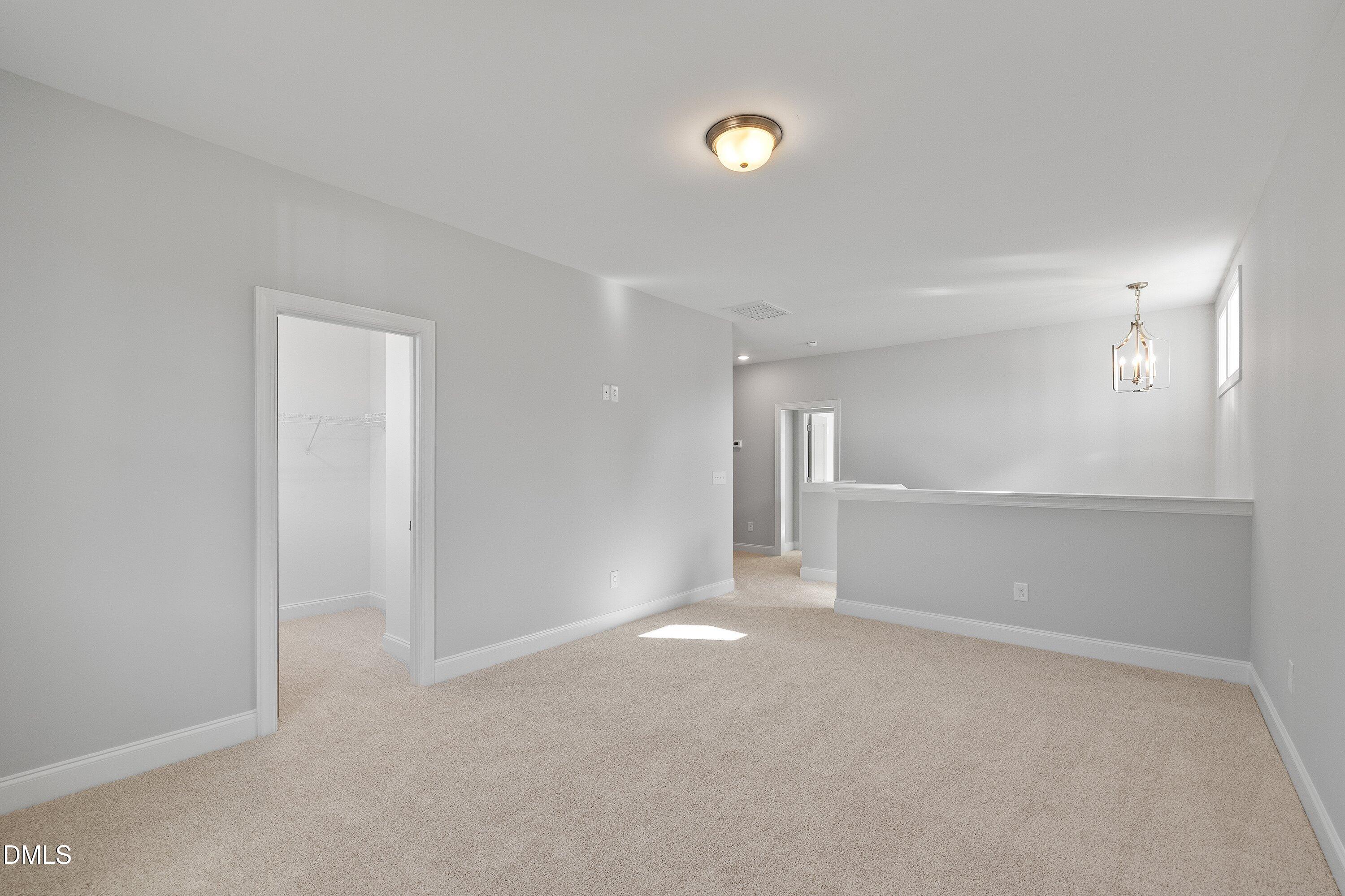 45 W Victoria Ridge Drive #32 Property Photo 17