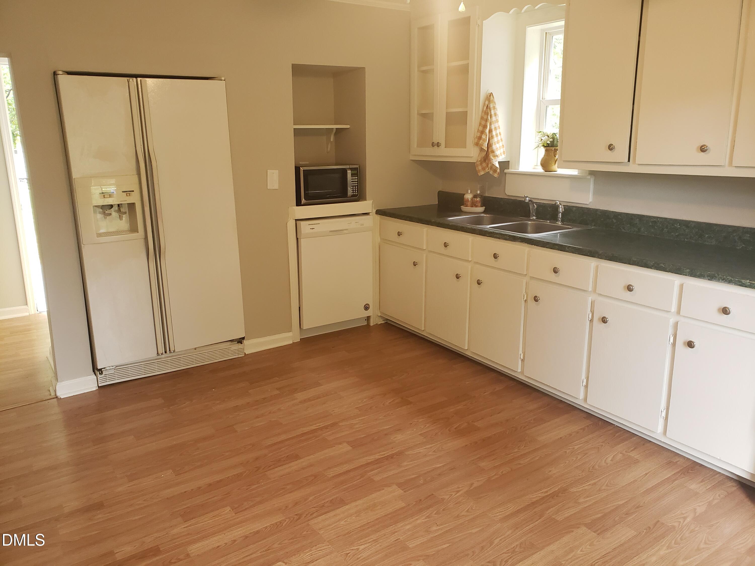 306 S Moore Street Property Photo 2