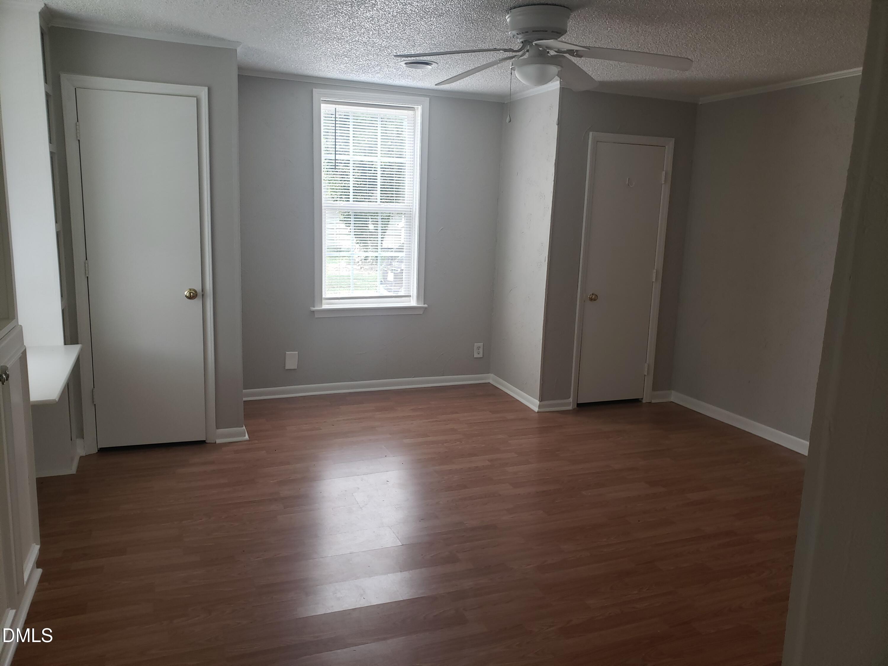 306 S Moore Street Property Photo 5