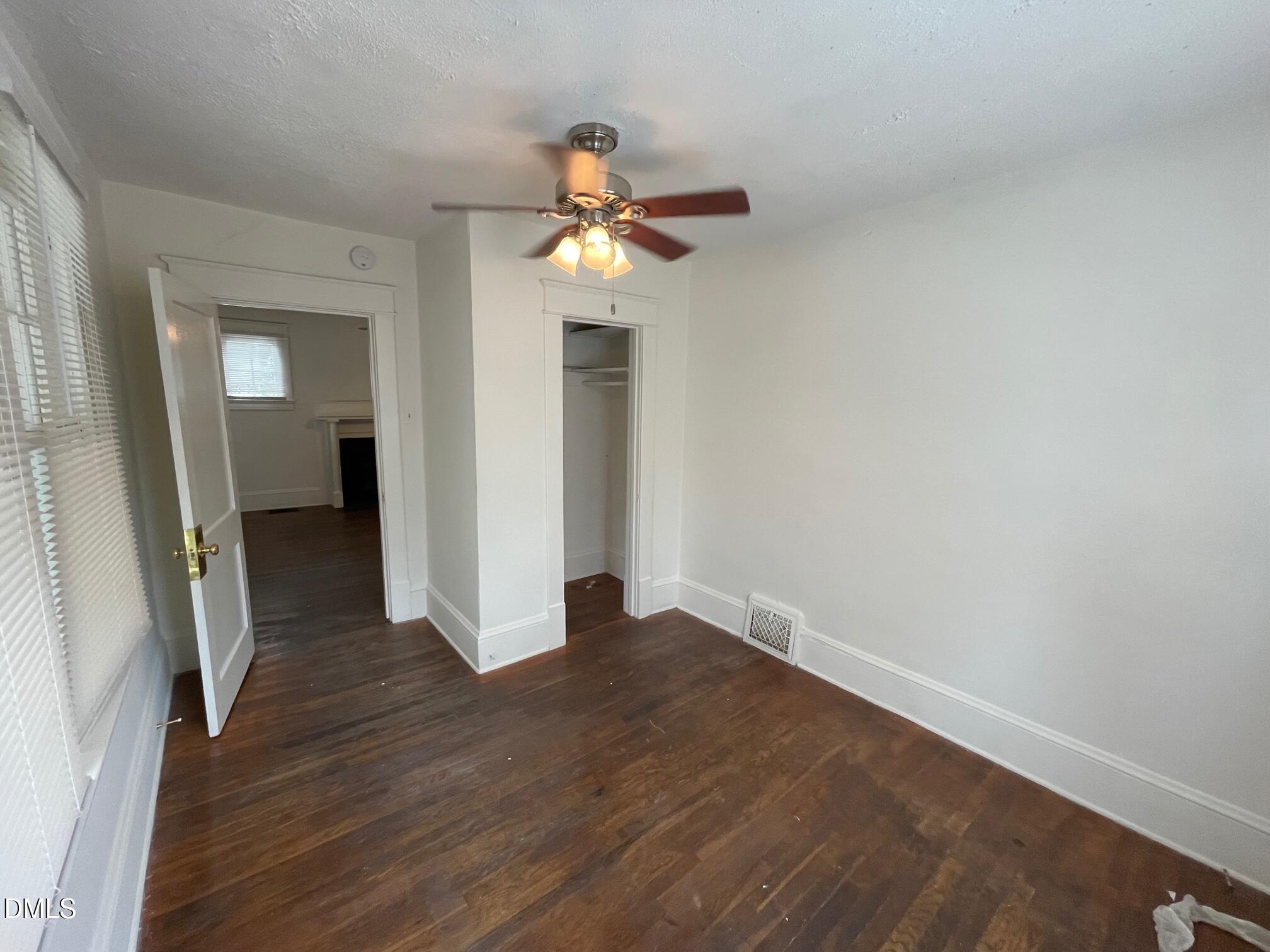 404 Chamberlain Street A Property Photo 9