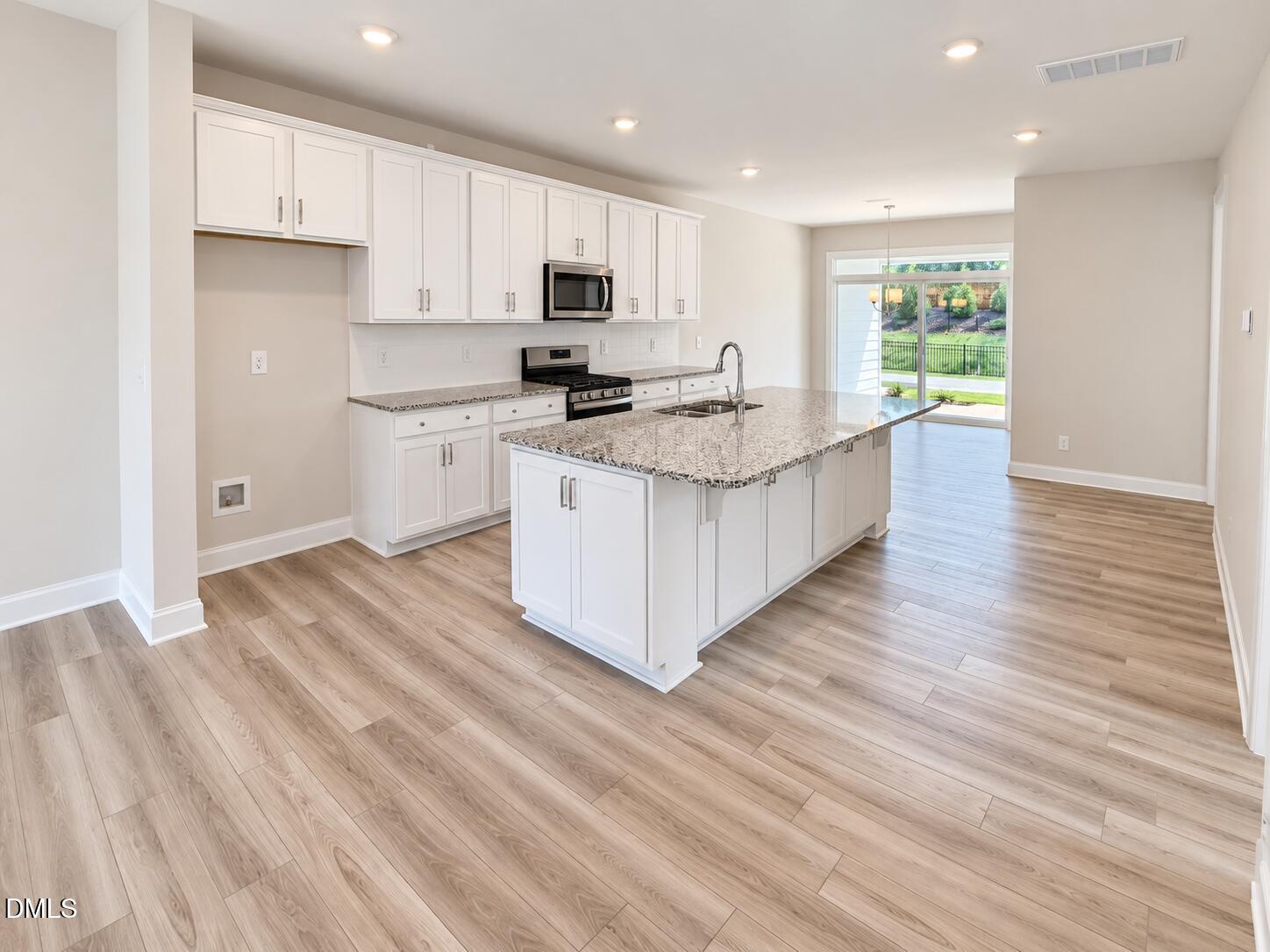 520 Traditions Grande Boulevard Property Photo 8