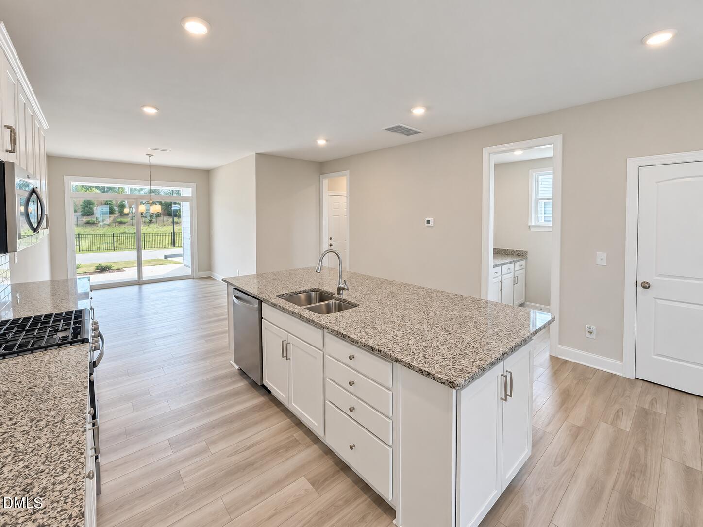 520 Traditions Grande Boulevard Property Photo 9