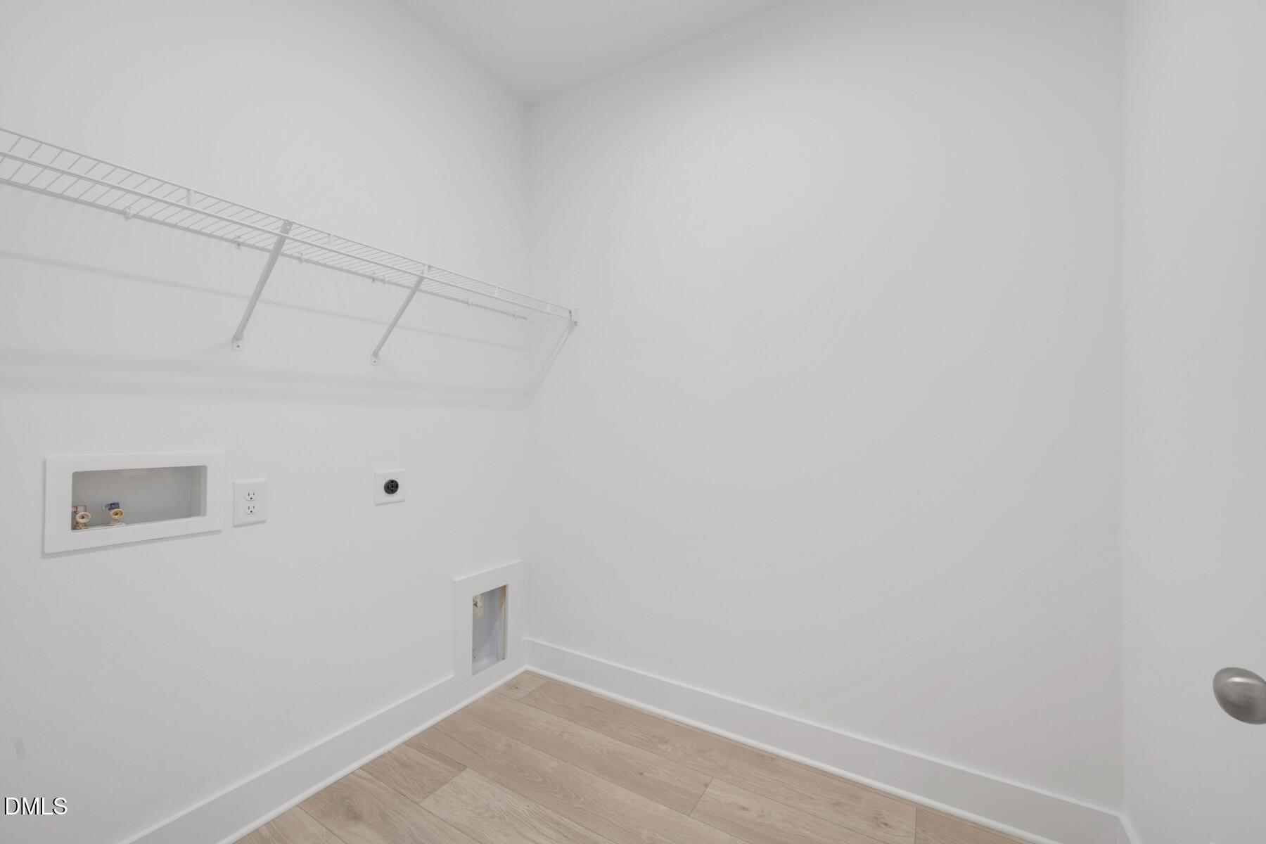 209 Thomas Store Drive Property Photo 10