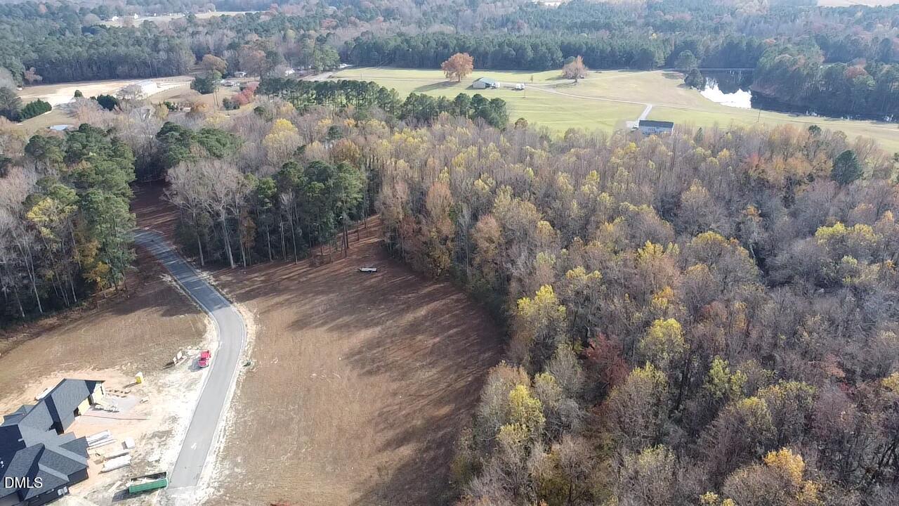 320 Lakewood Road Property Photo 10