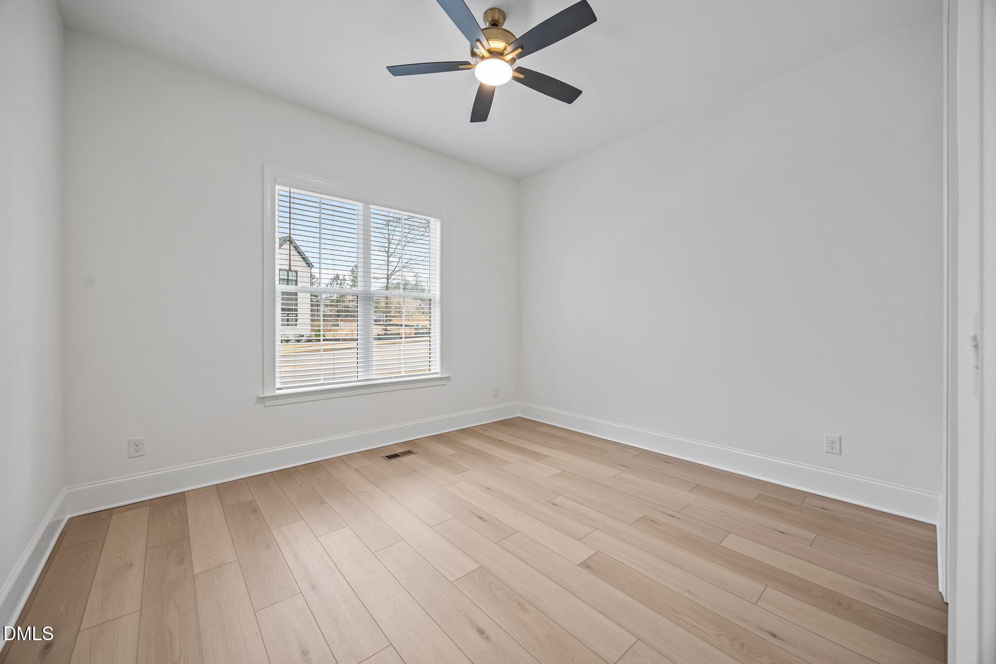 3817 Coach Lantern Avenue Property Photo 24
