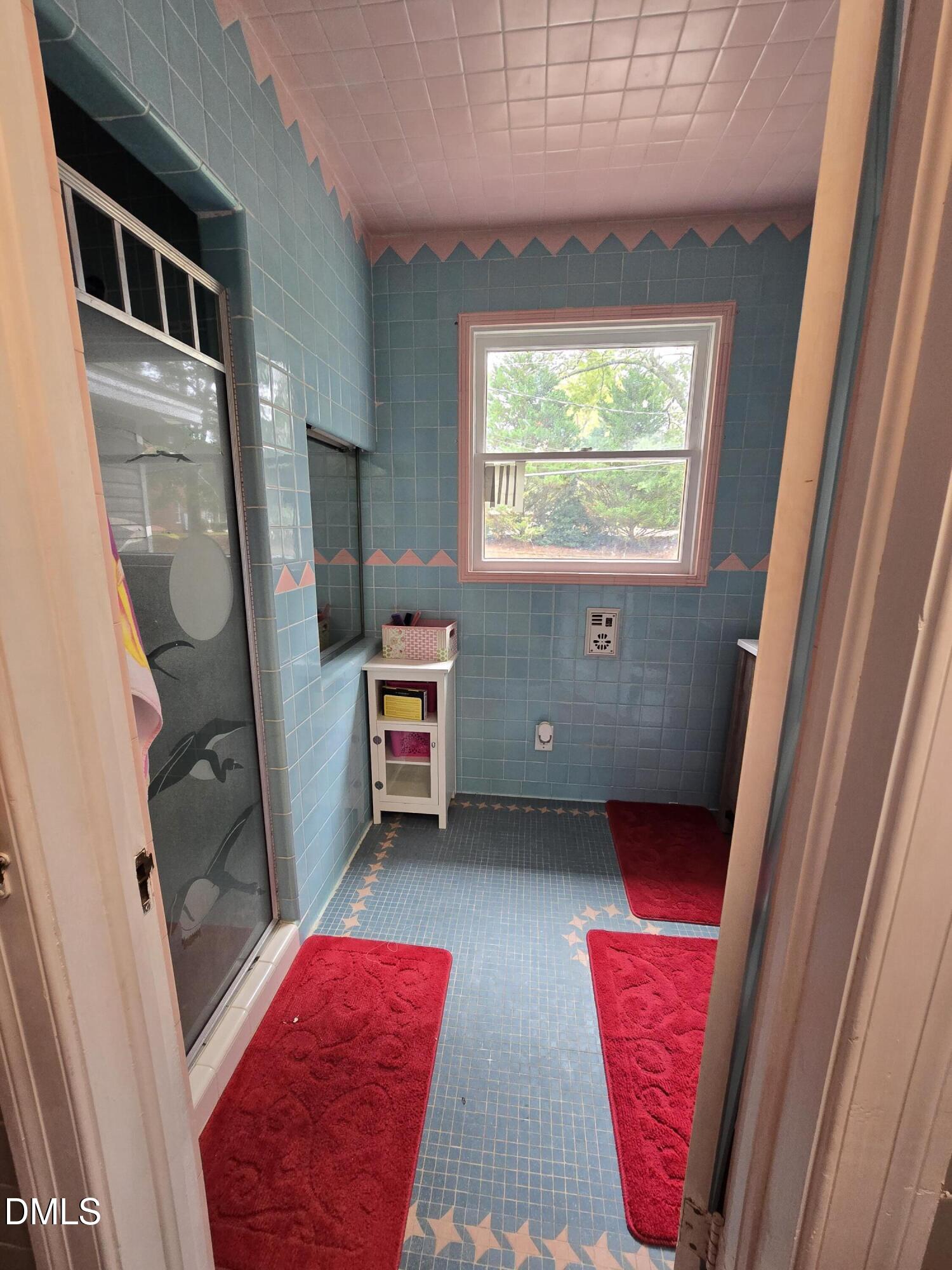 1014 N Independence Street Property Photo 12