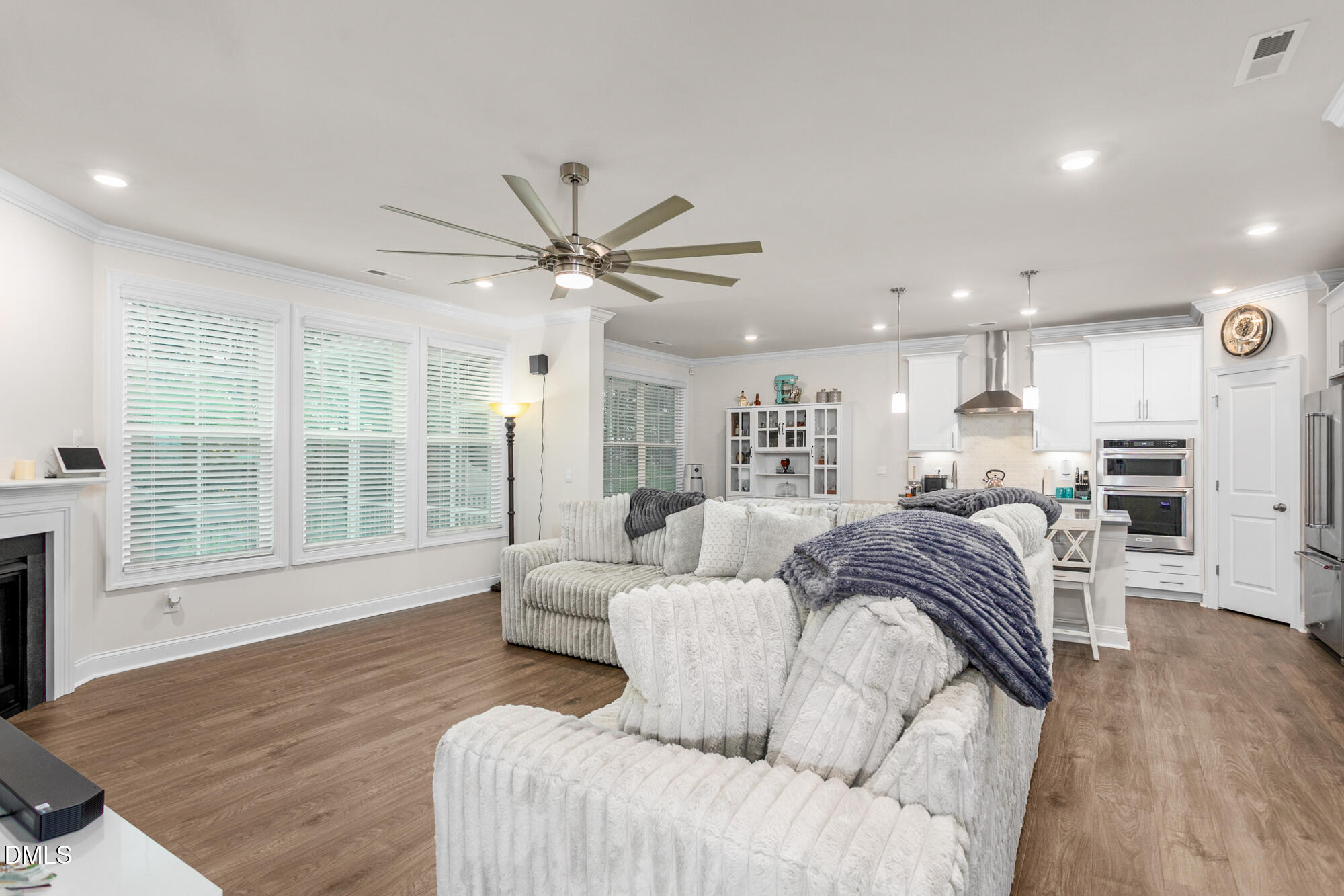 1765 Old Fields Boulevard Property Photo 12