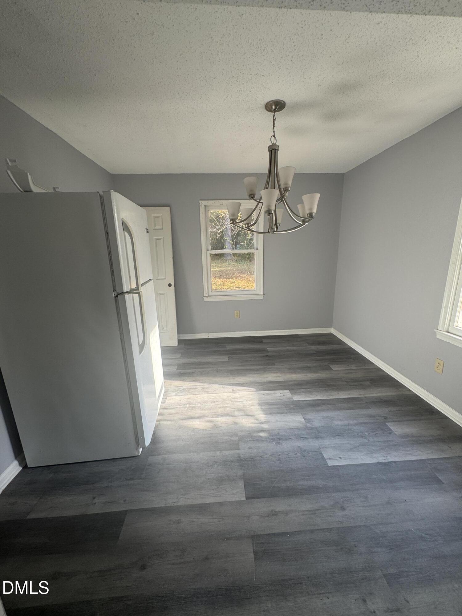 2513 Foxgate Drive Property Photo 6