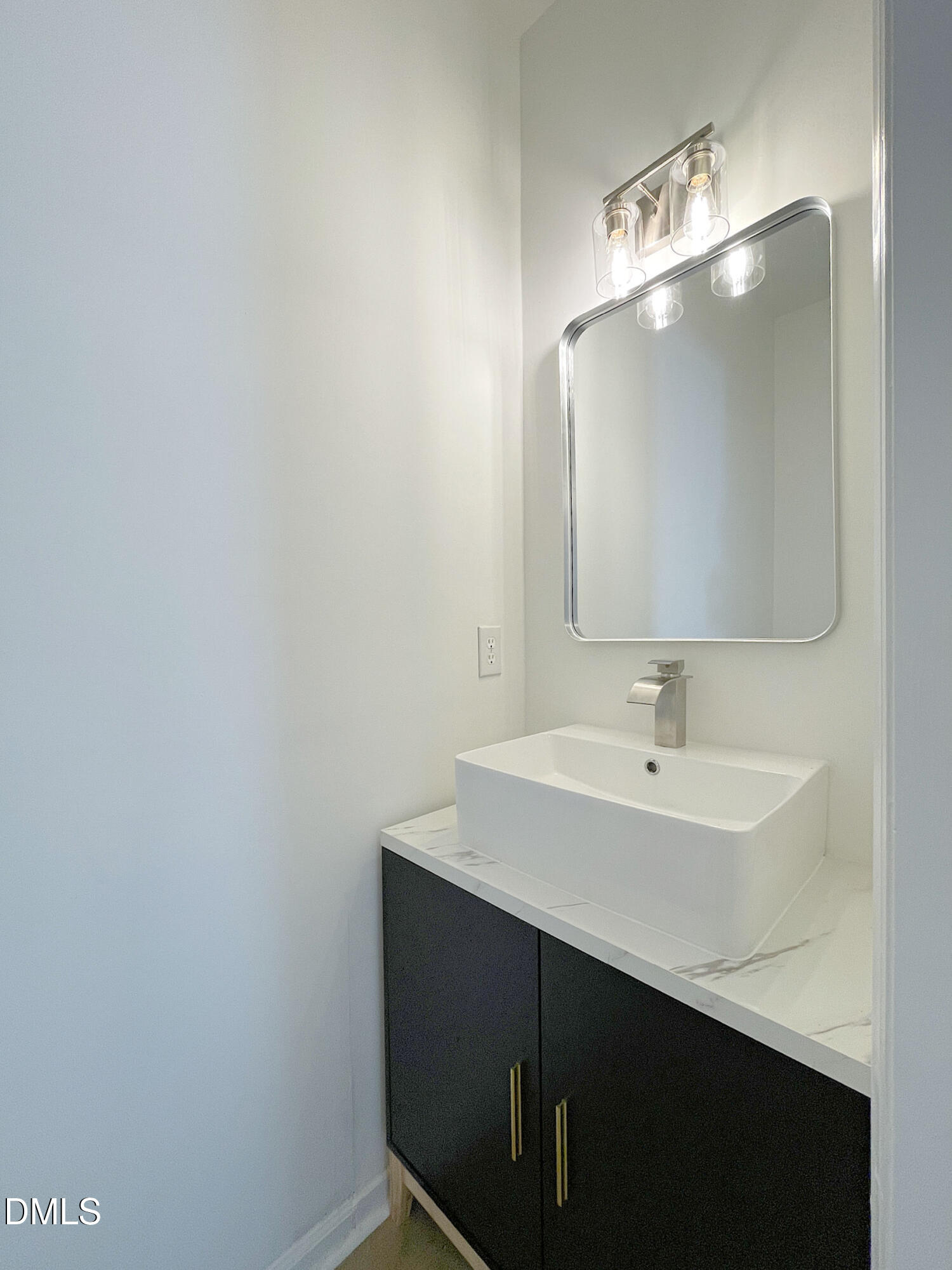 9332 Leslieshire Drive Property Photo 18