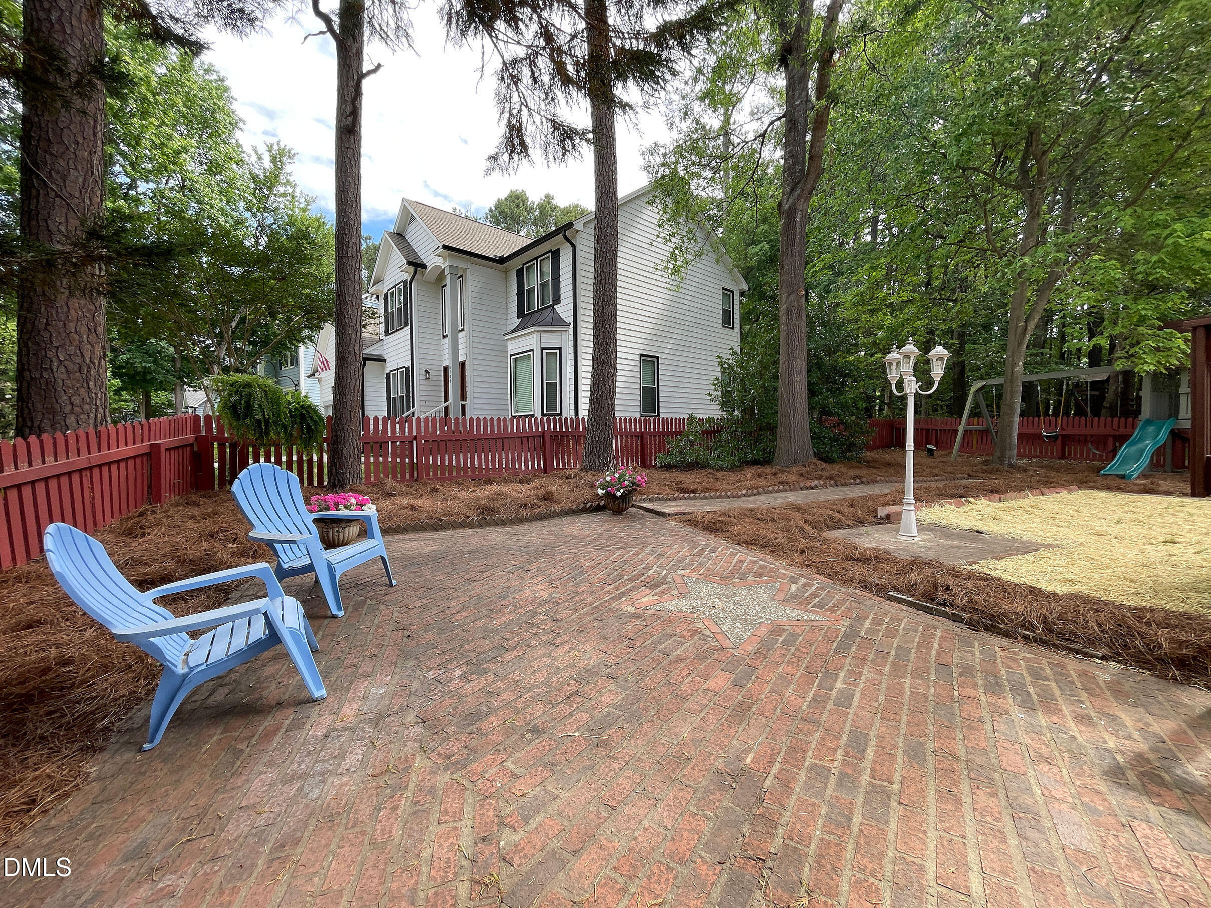 9332 Leslieshire Drive Property Photo 30