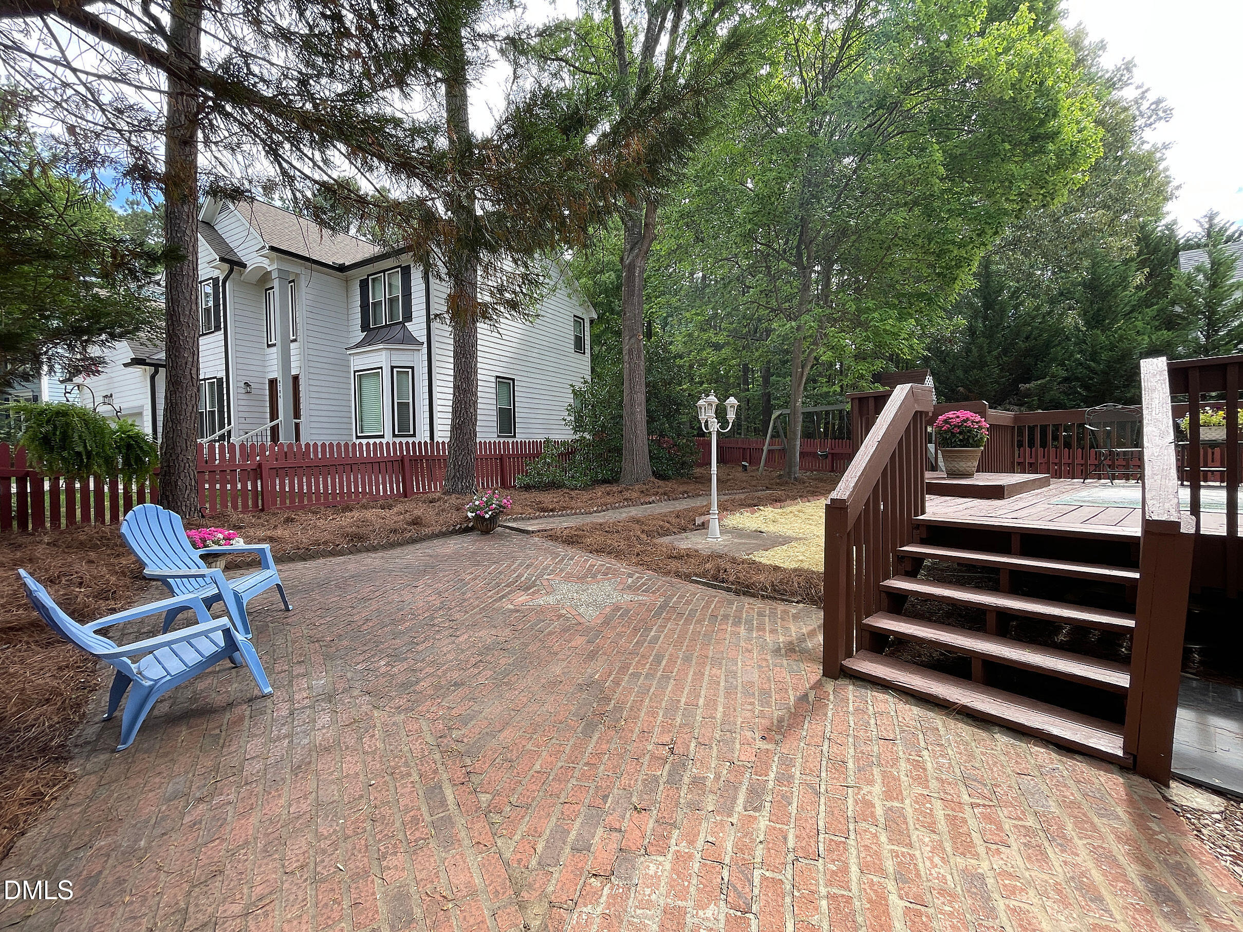 9332 Leslieshire Drive Property Photo 31