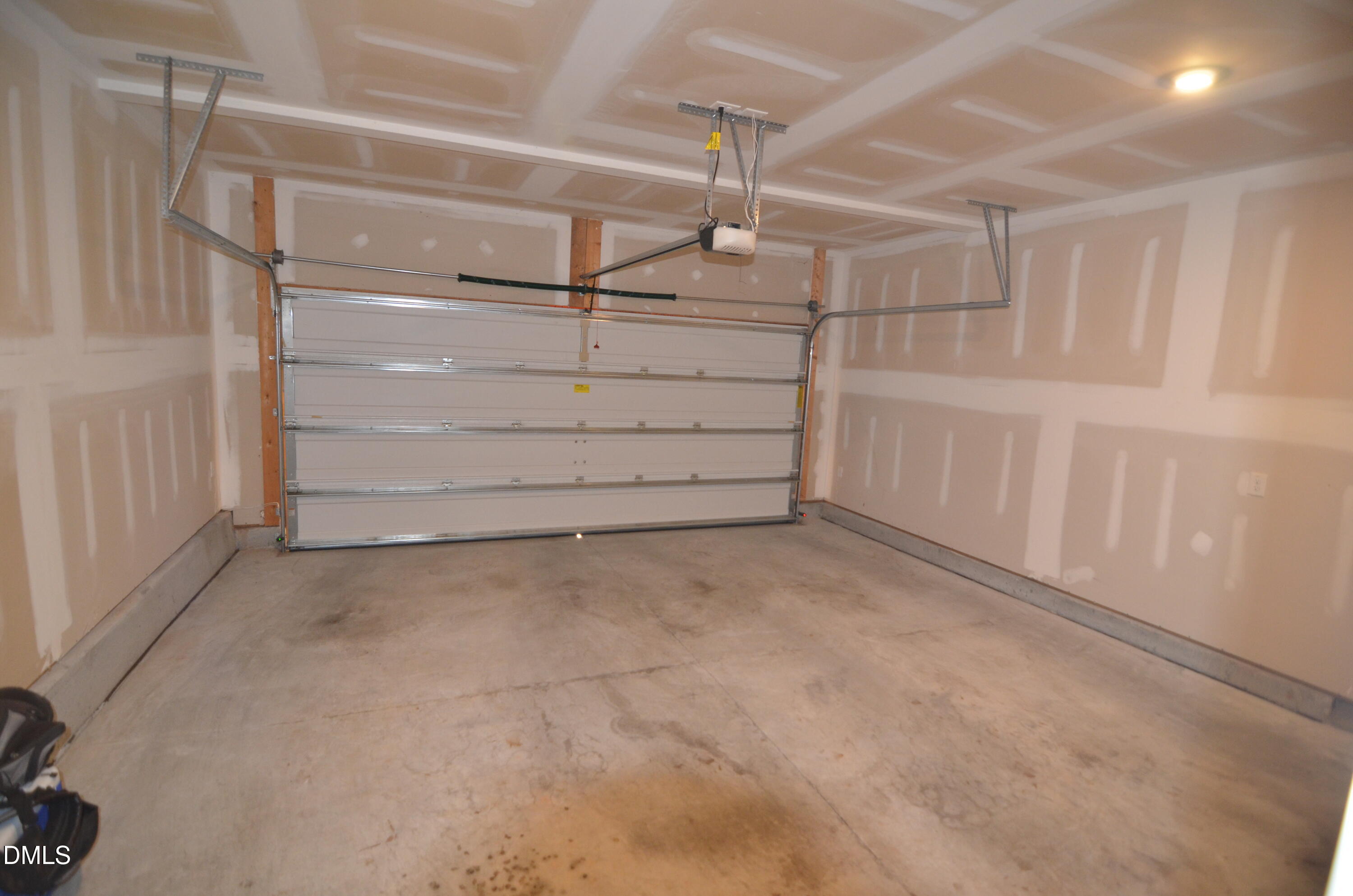 204 Shale Creek Drive Property Photo 14