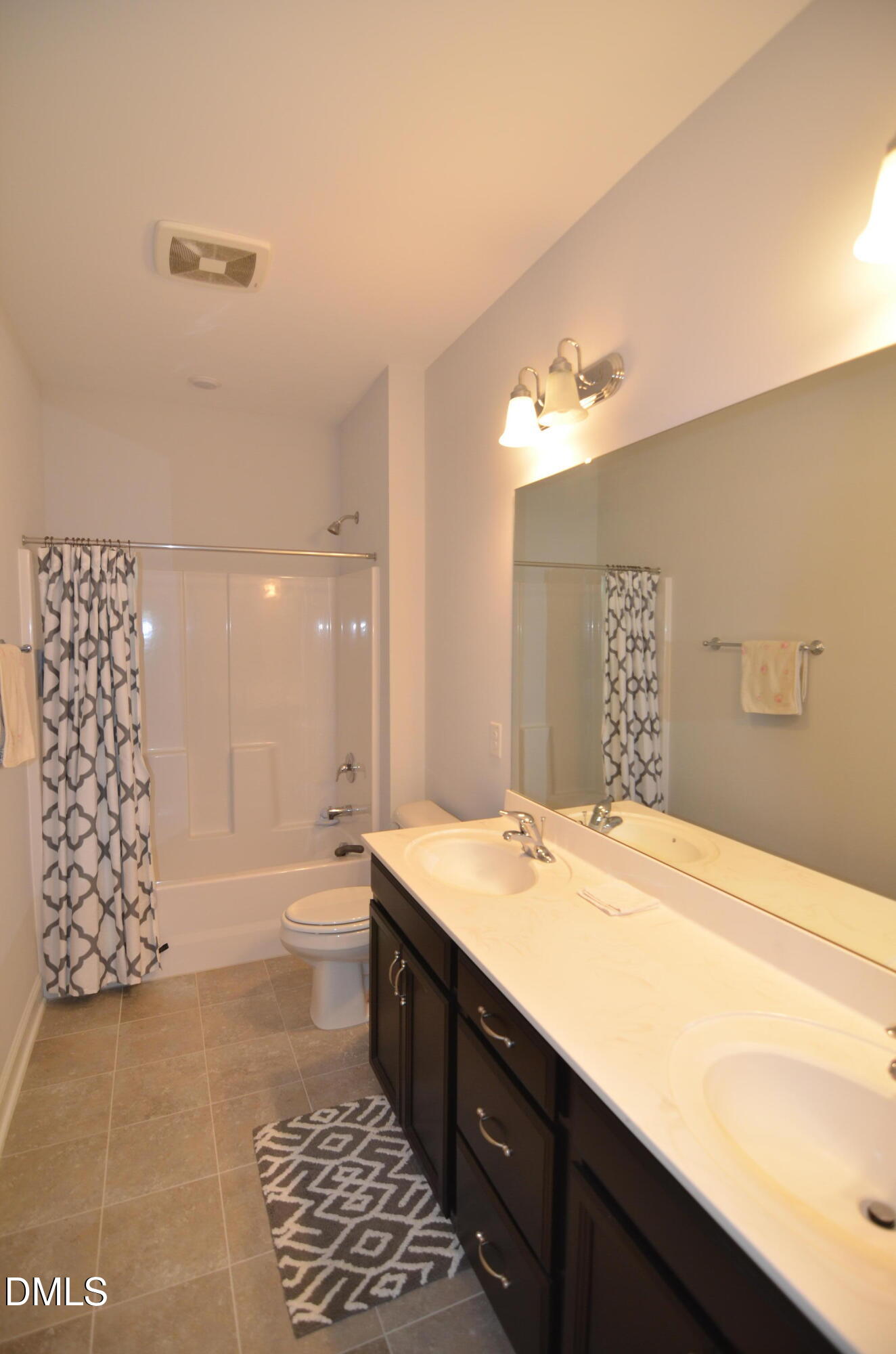 204 Shale Creek Drive Property Photo 16