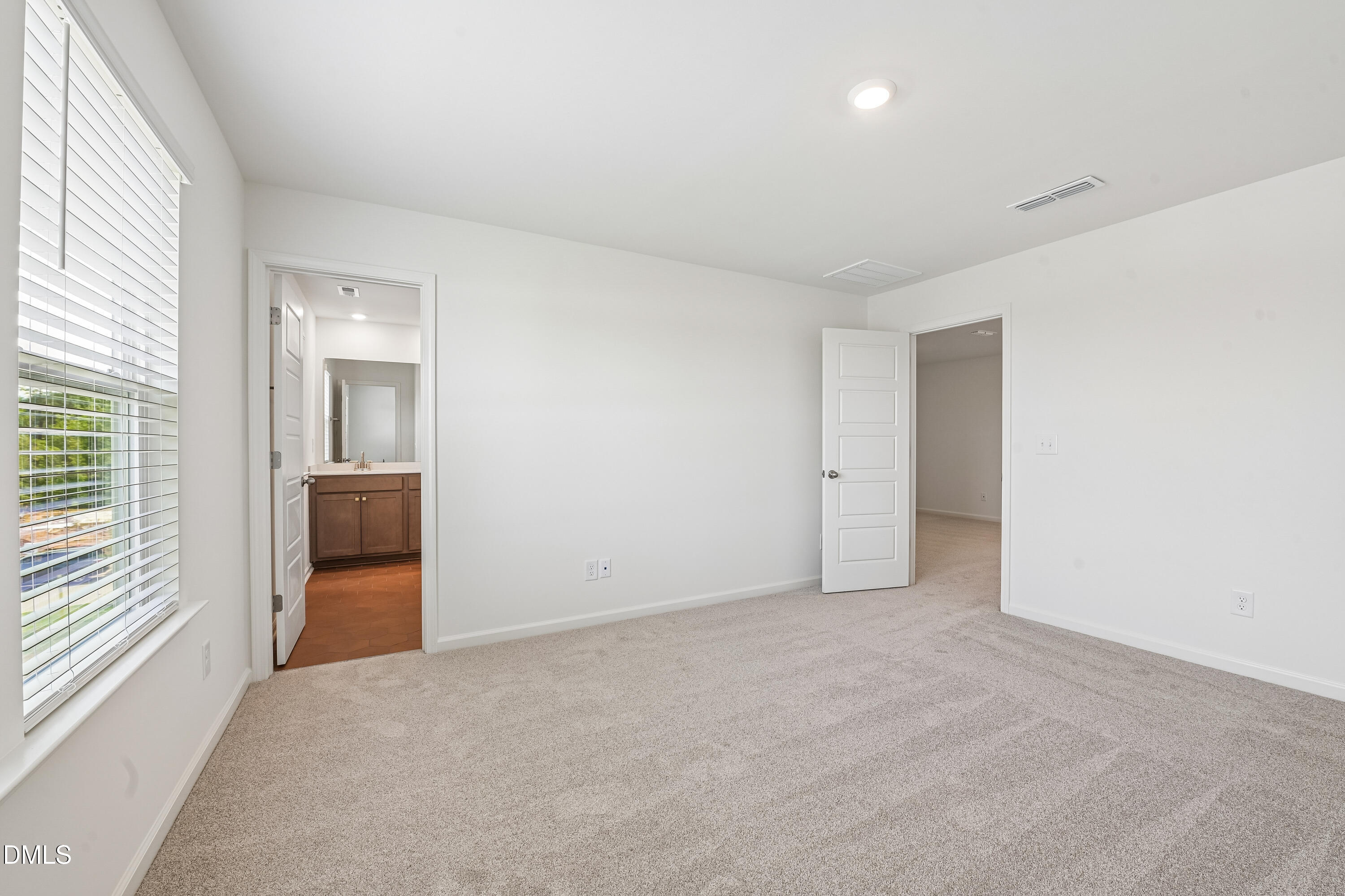 519 Sunset Lake Drive Property Photo 21