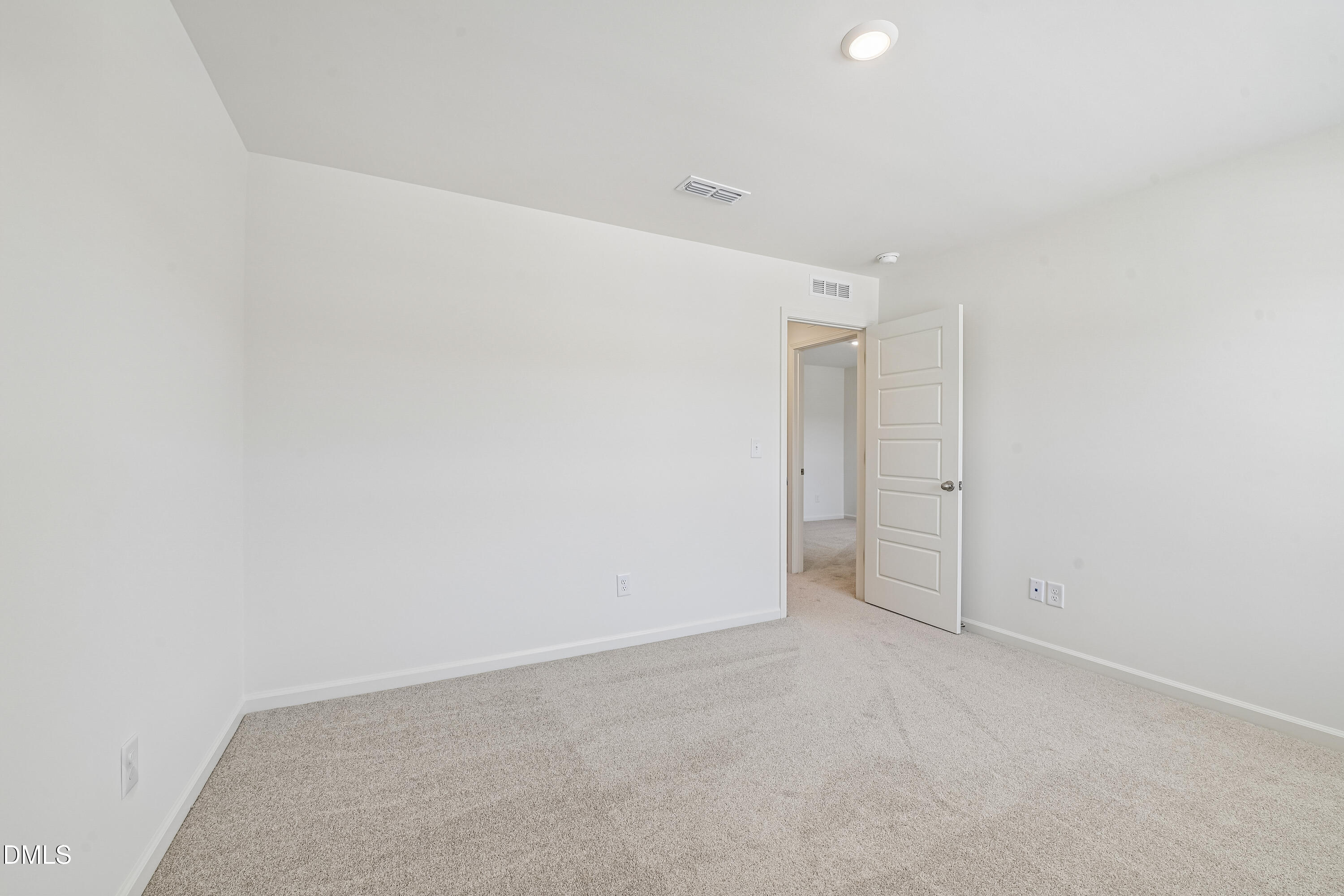 519 Sunset Lake Drive Property Photo 29