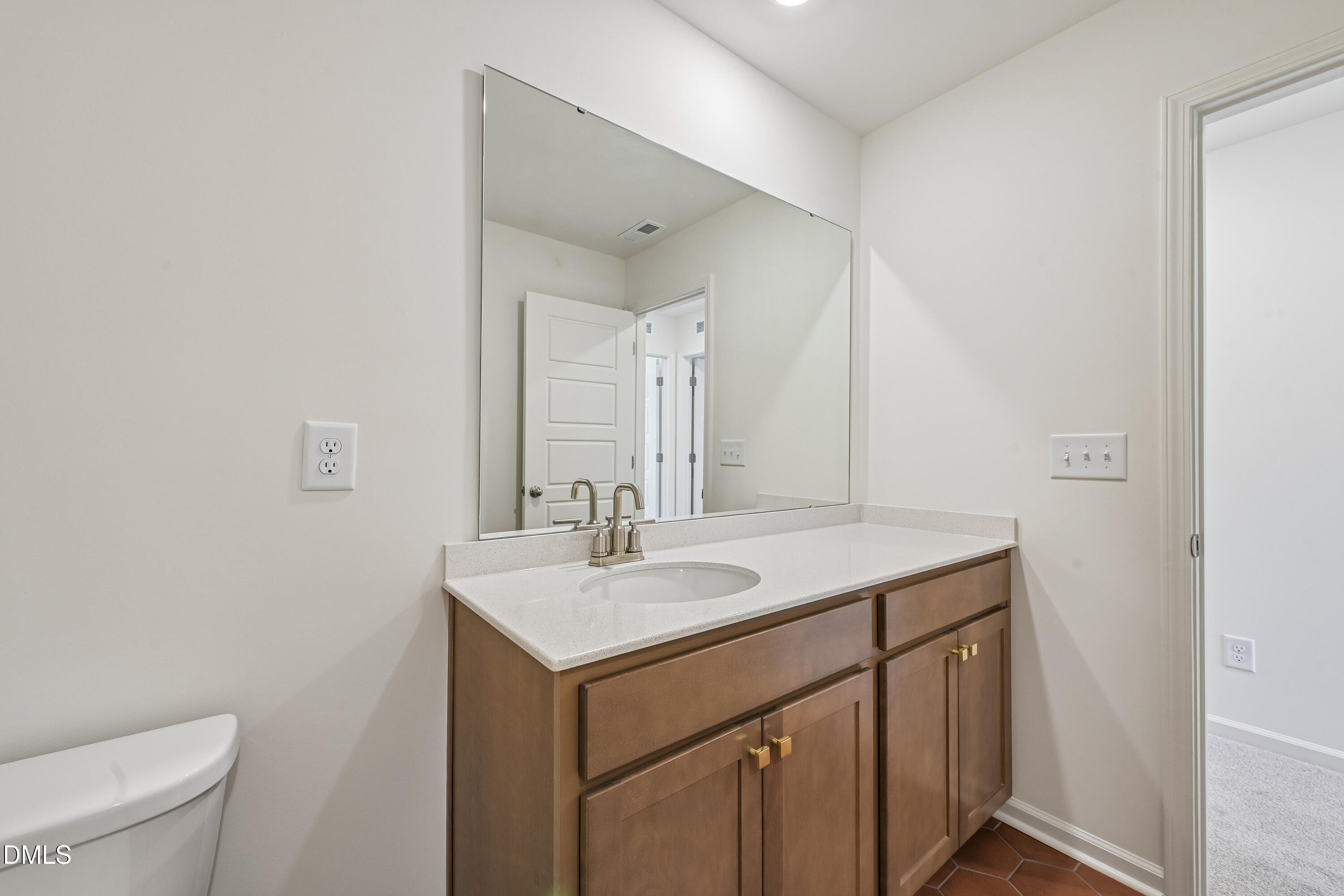 519 Sunset Lake Drive Property Photo 31