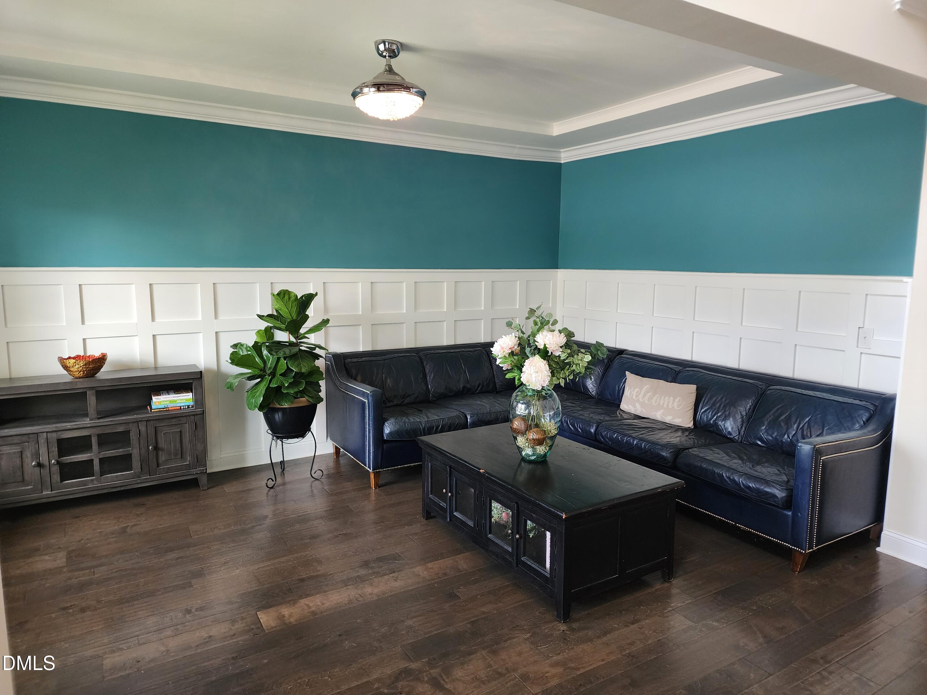 213 Cassada Court Property Photo 4