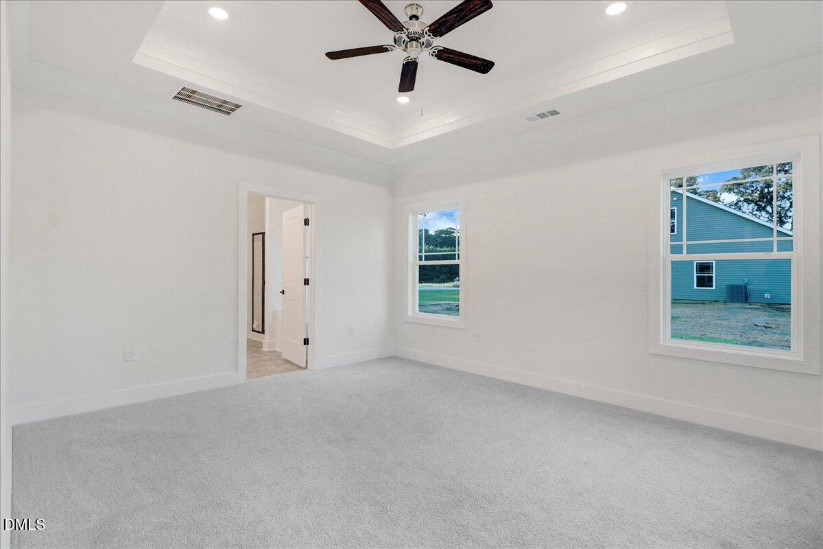 16 Leslie Court Property Photo 16