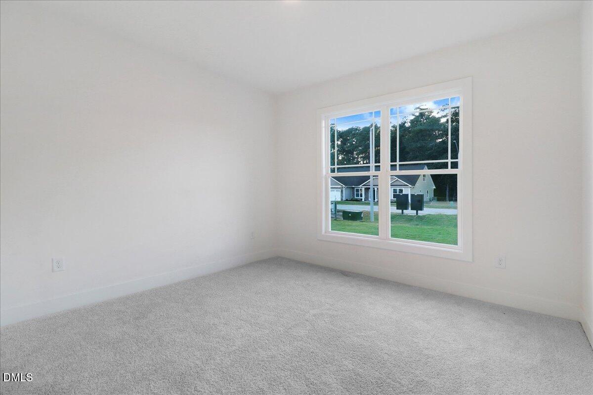 16 Leslie Court Property Photo 24