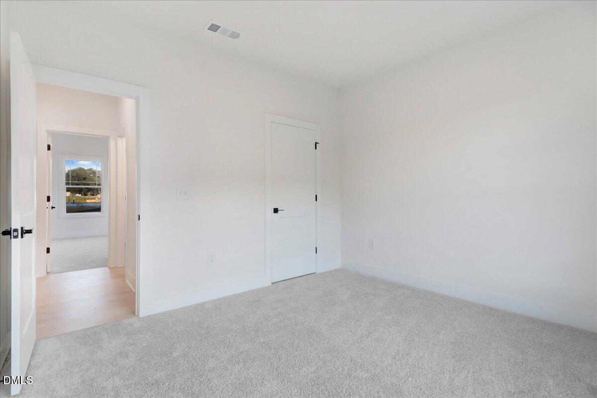 16 Leslie Court Property Photo 25