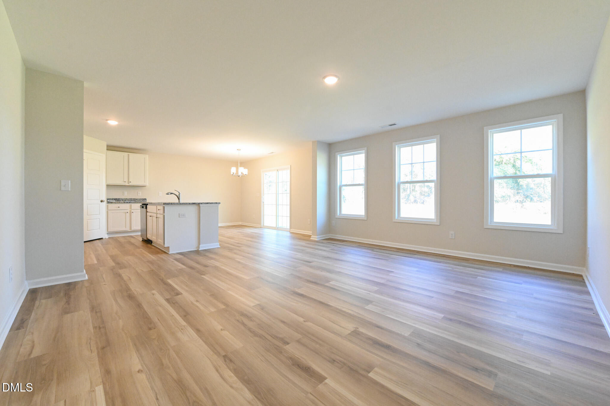 209 Hill Valley Drive Property Photo 4