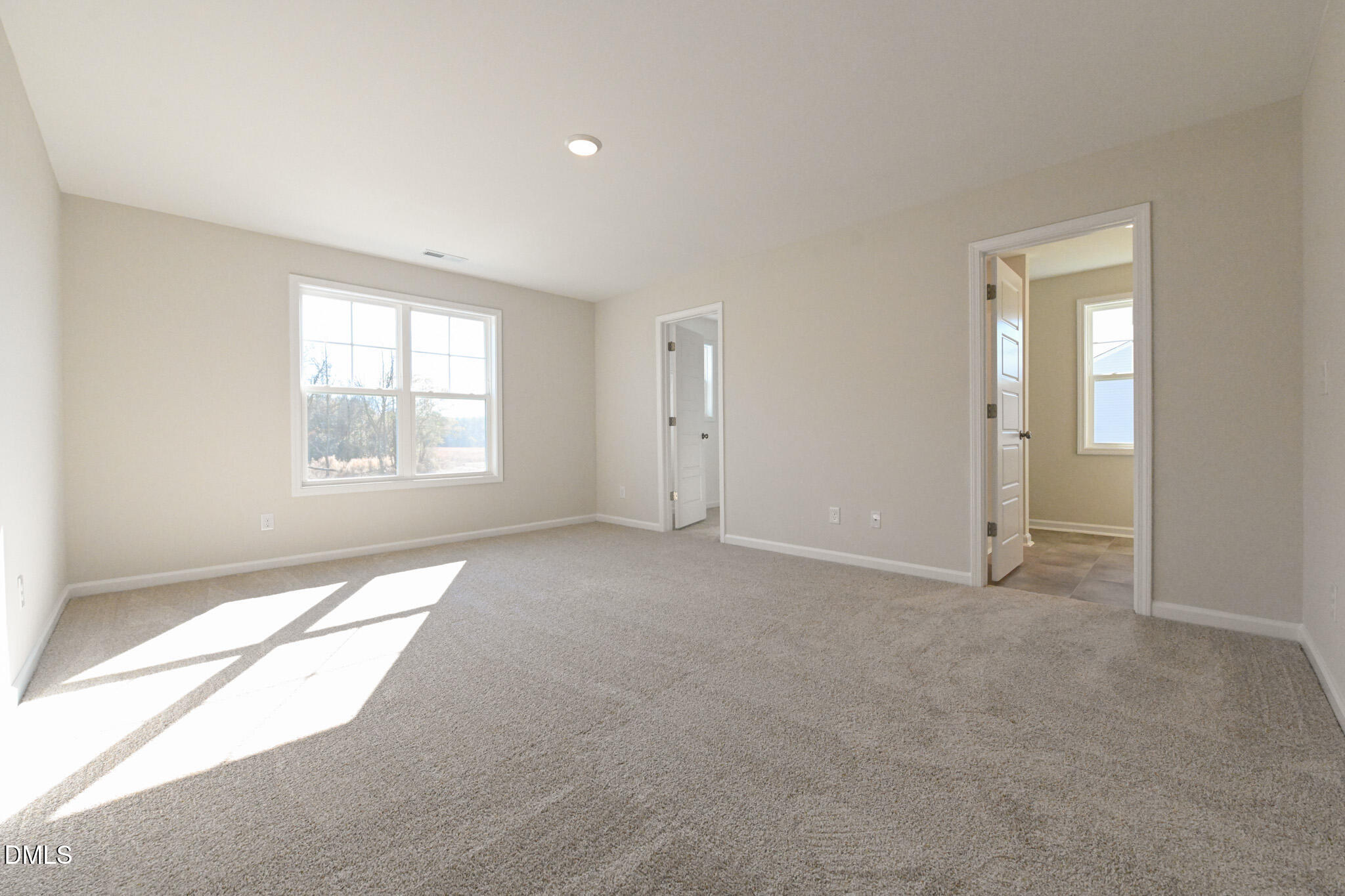 209 Hill Valley Drive Property Photo 16