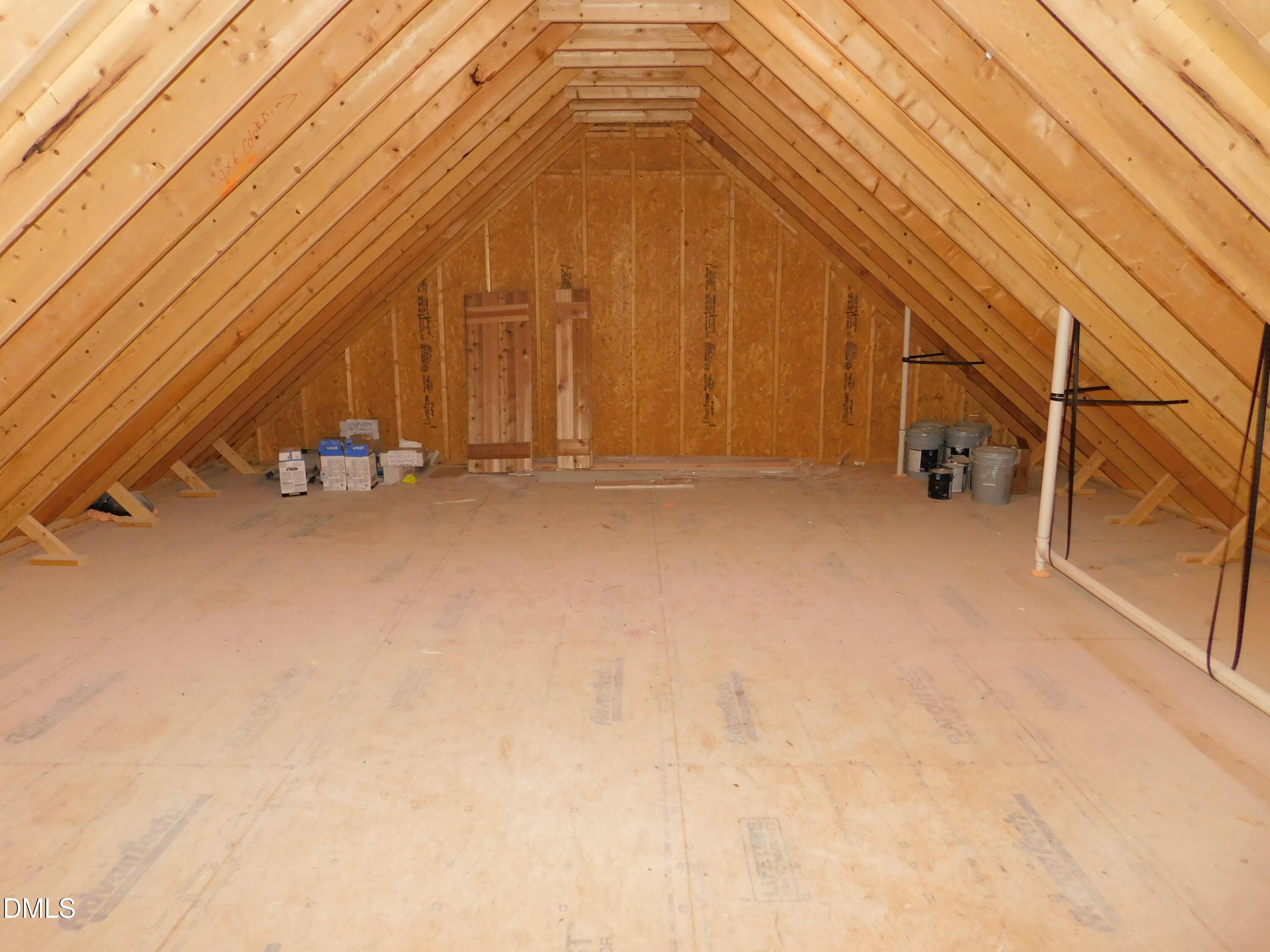 142 Autumn Gate Street Property Photo 54