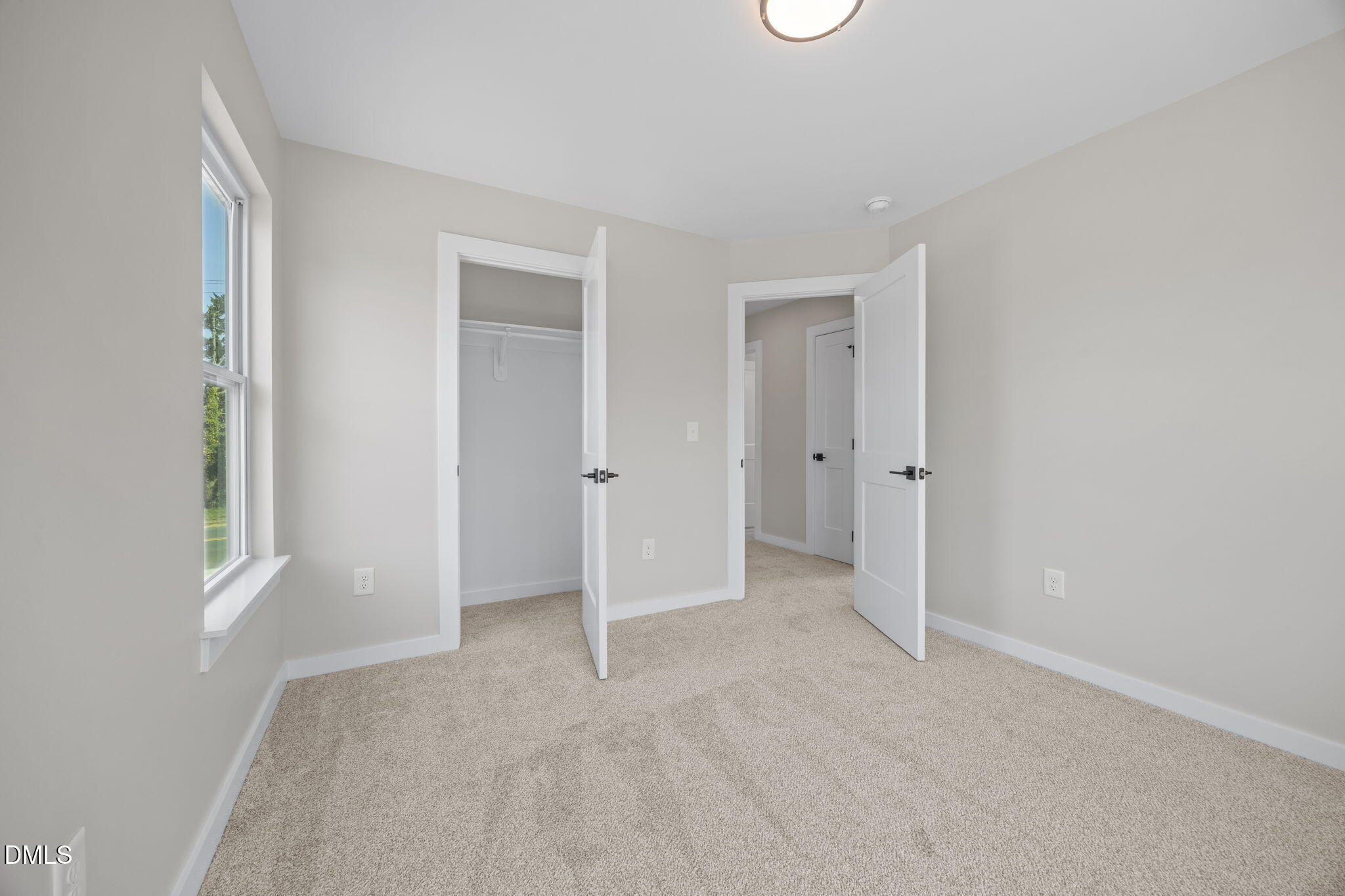207 E Parker Street Property Photo 27