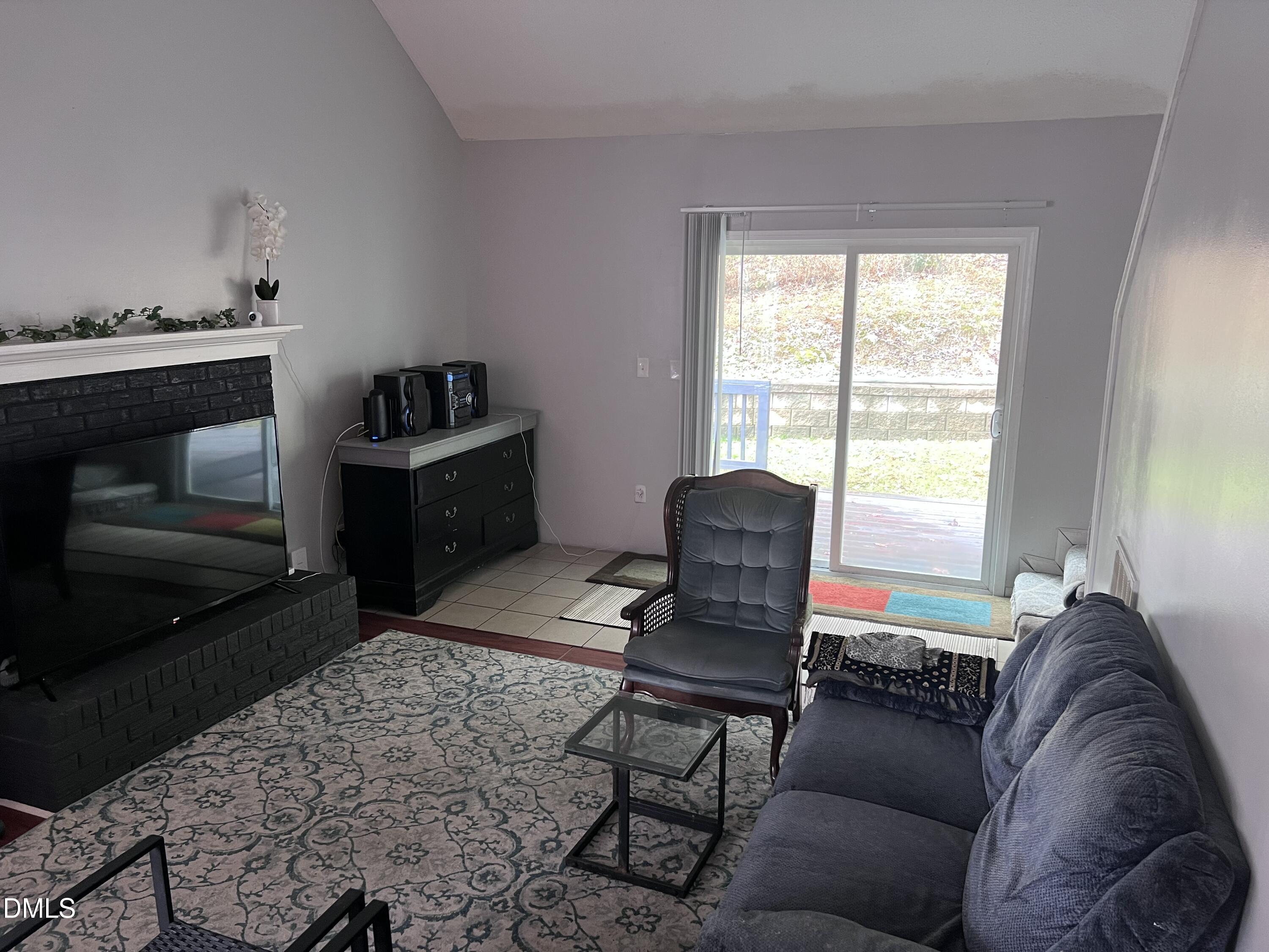 519 Brent Road Property Photo 4
