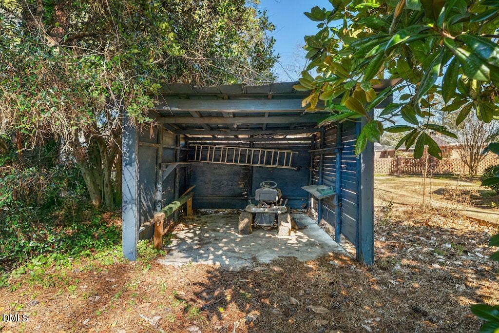 1117 S 1st Street Property Photo 12