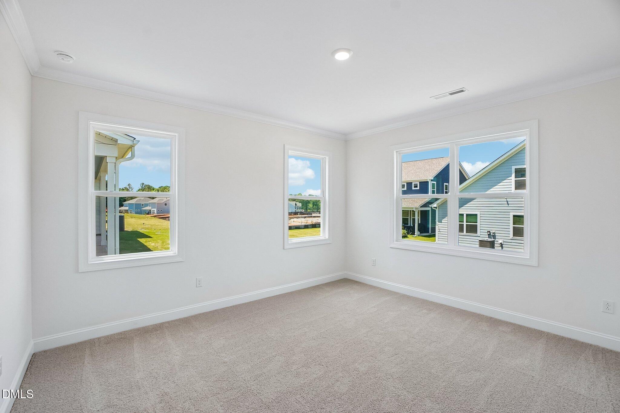 2200 Warbler Drive Property Photo 18