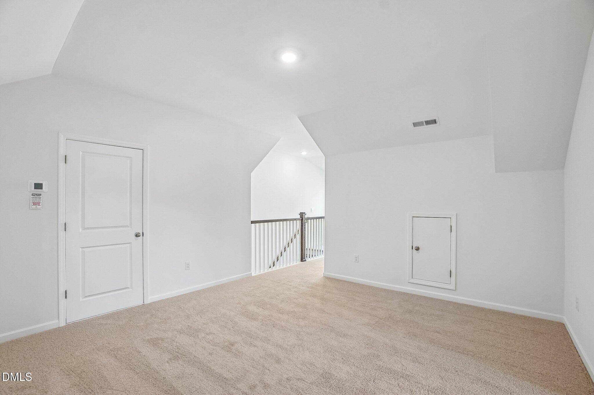 2200 Warbler Drive Property Photo 20