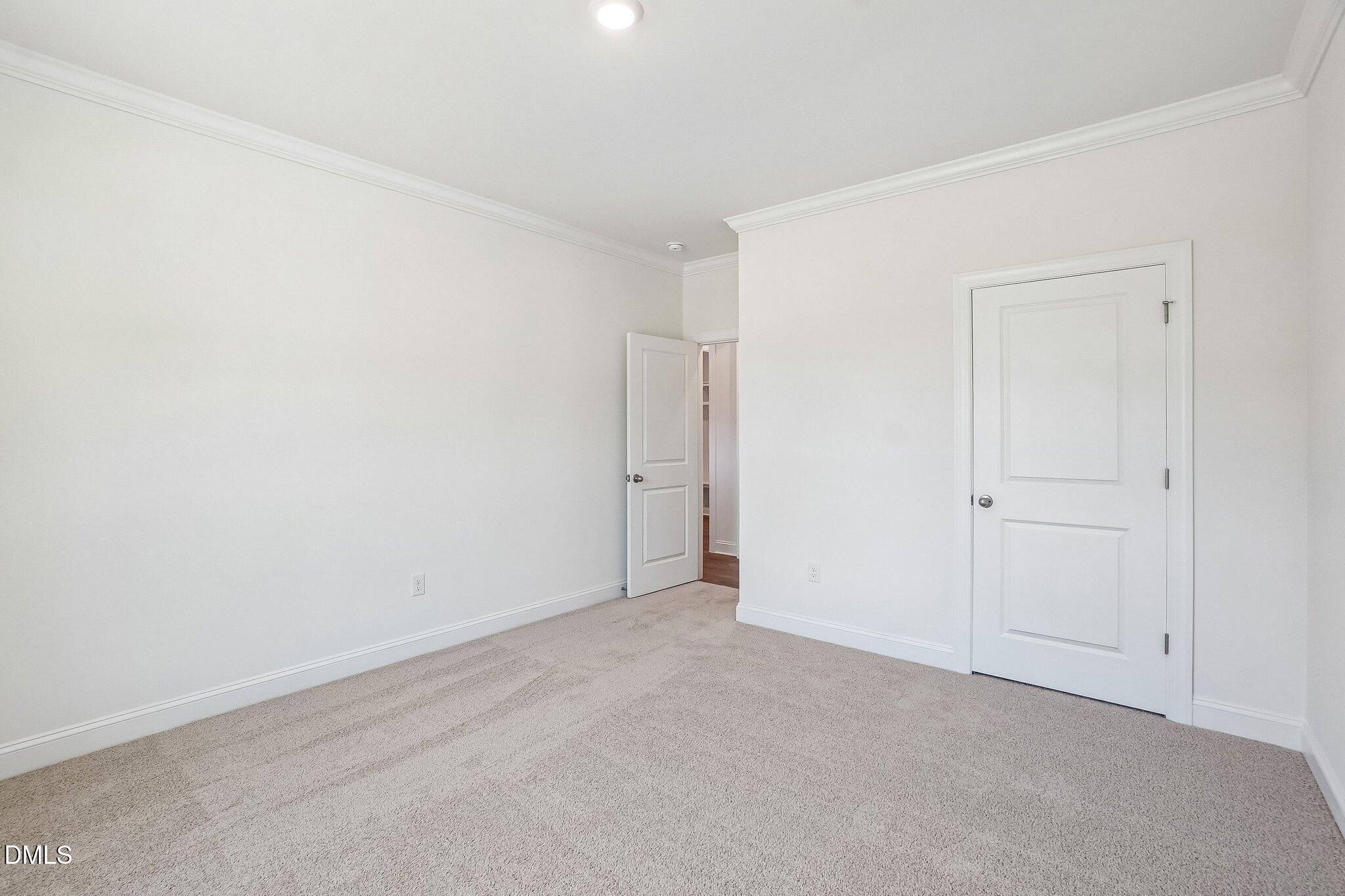 2200 Warbler Drive Property Photo 22