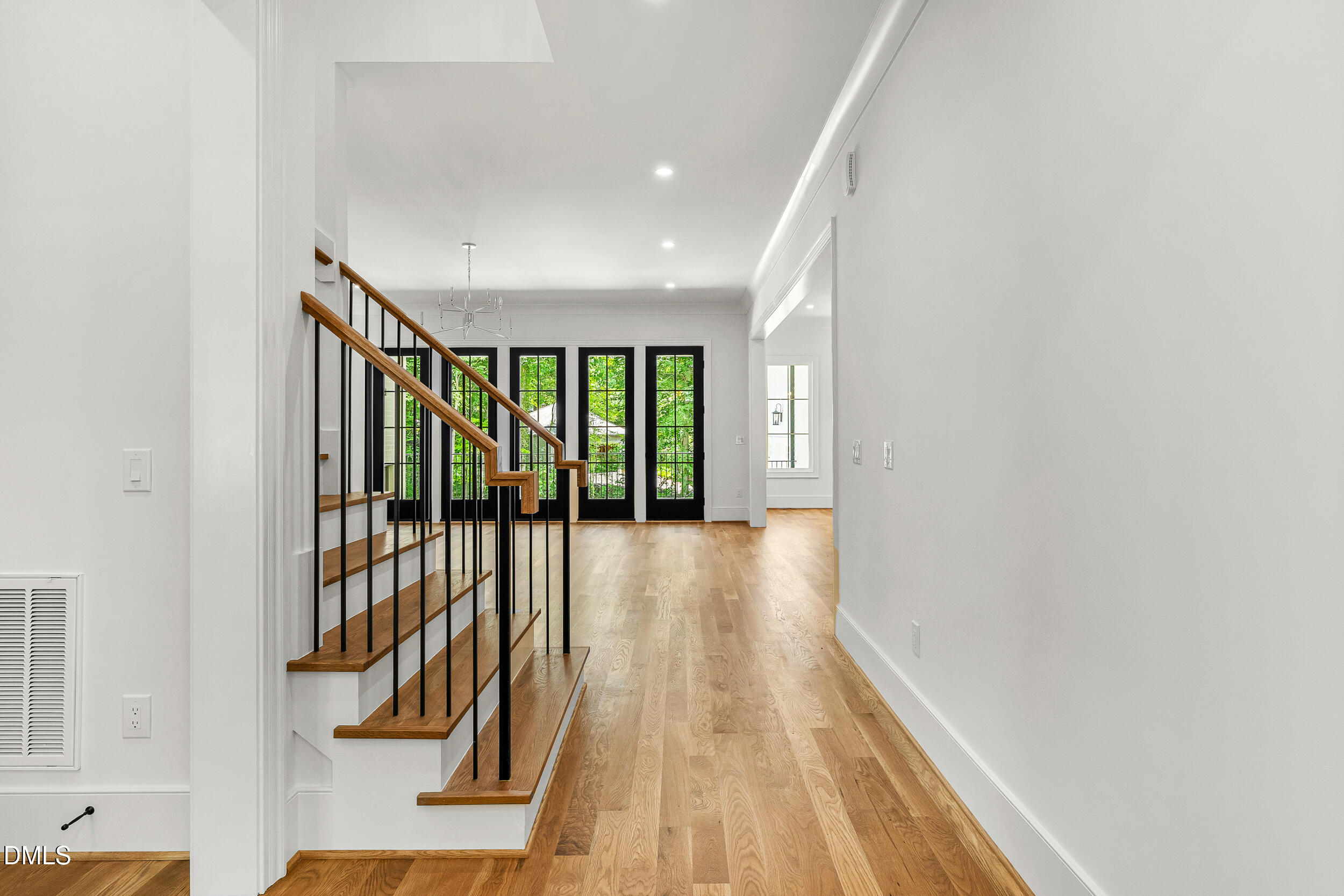 4 Chantilly Place Property Photo 7