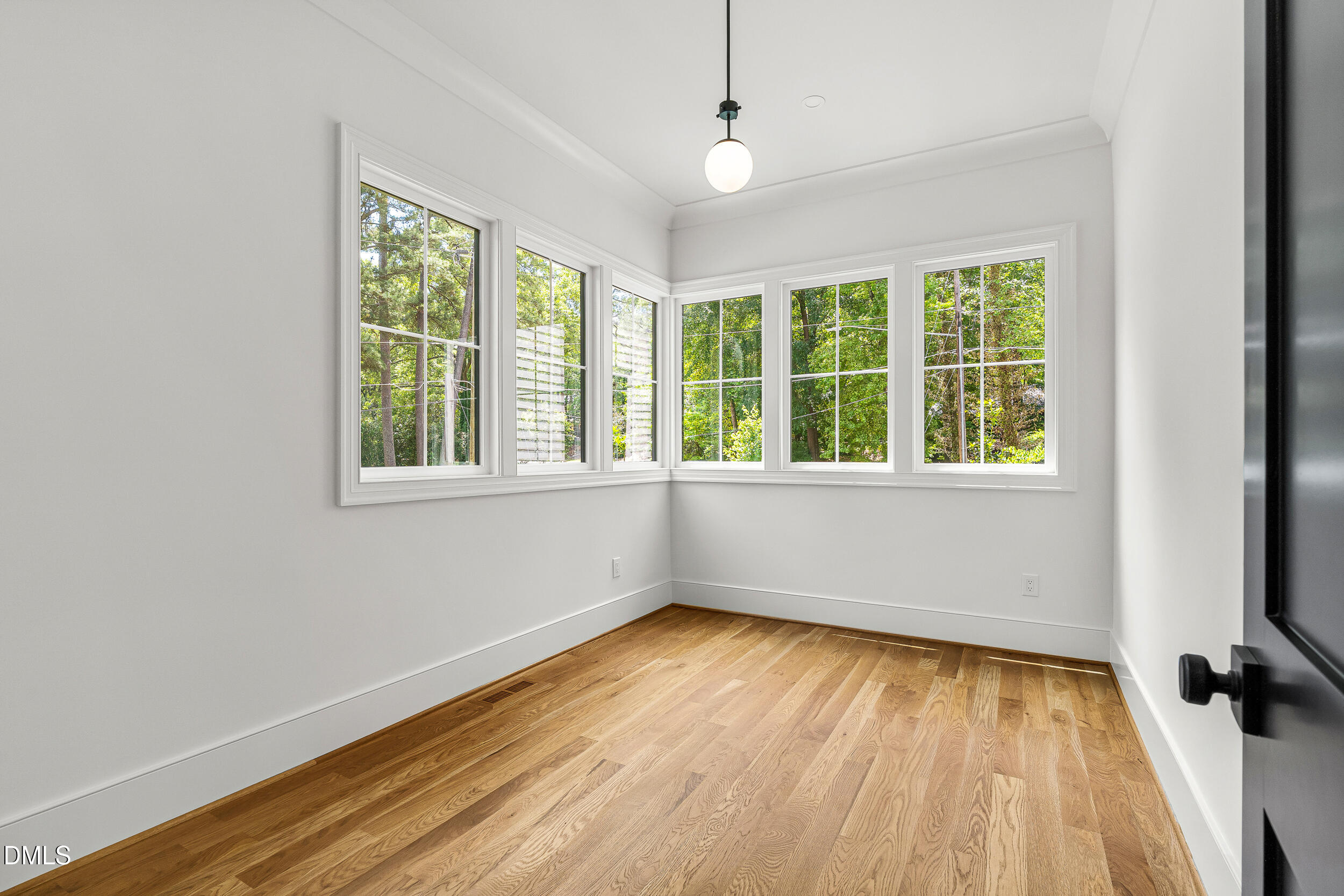 4 Chantilly Place Property Photo 20