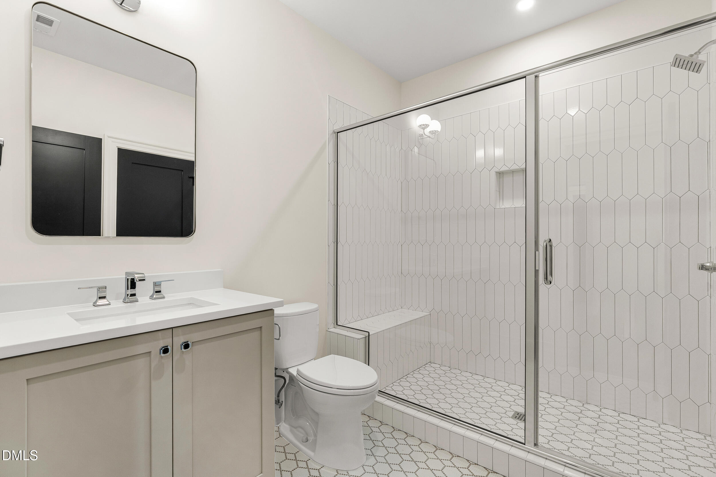 4 Chantilly Place Property Photo 26