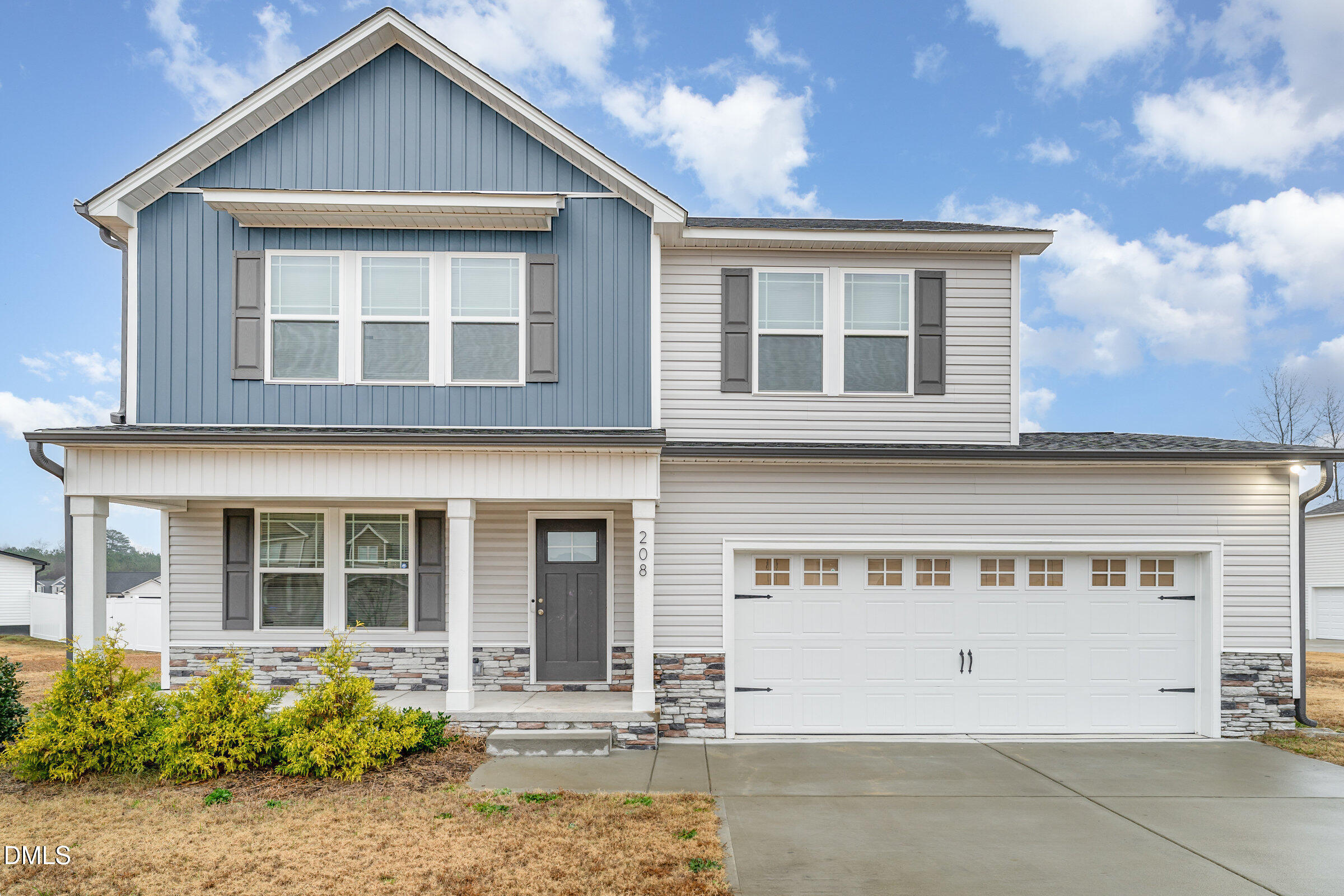 208 Tuscany Circle Property Photo 1