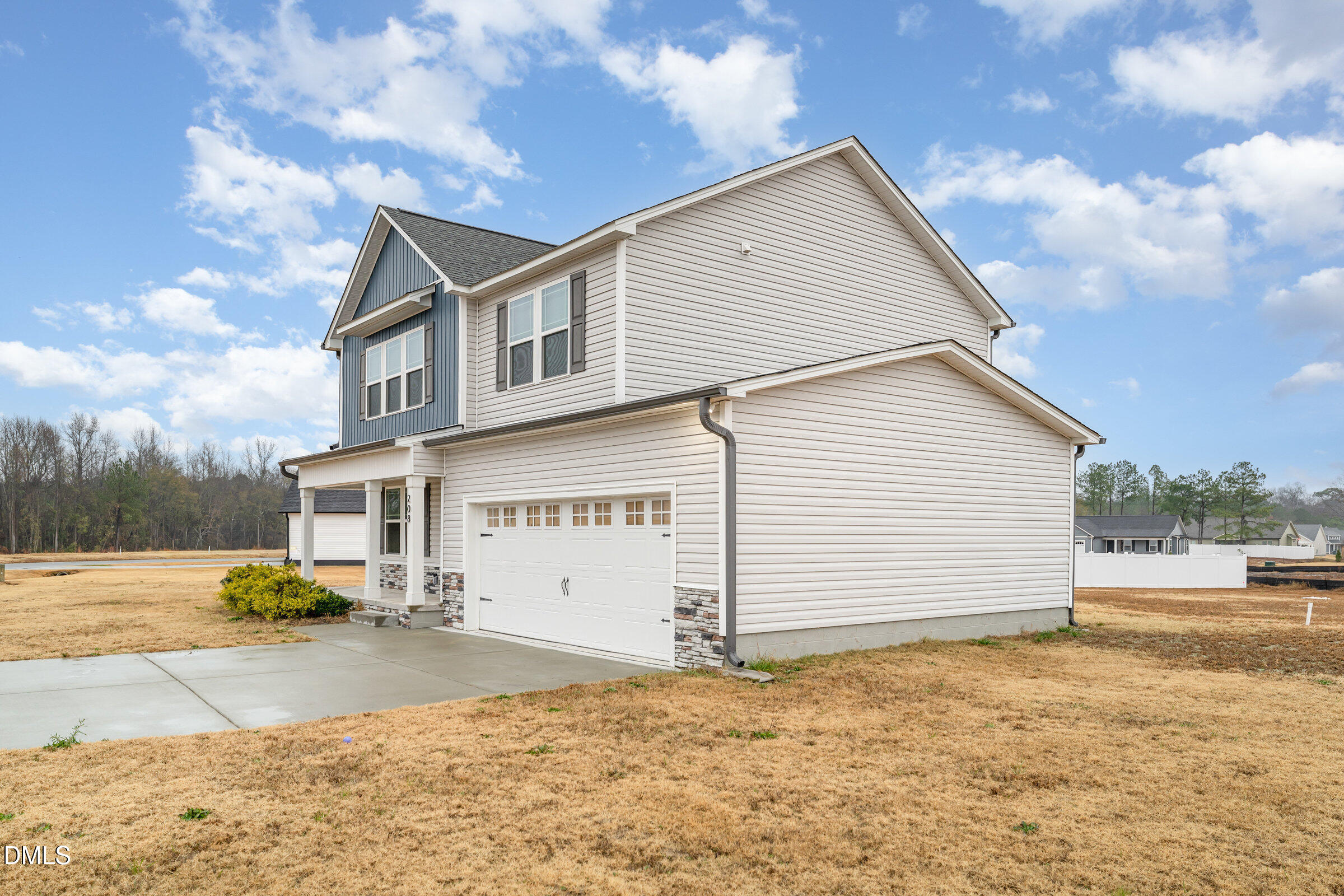208 Tuscany Circle Property Photo 3