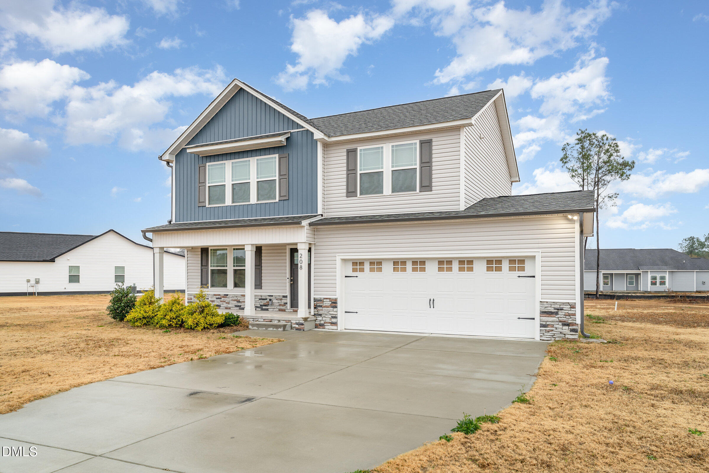 208 Tuscany Circle Property Photo 4