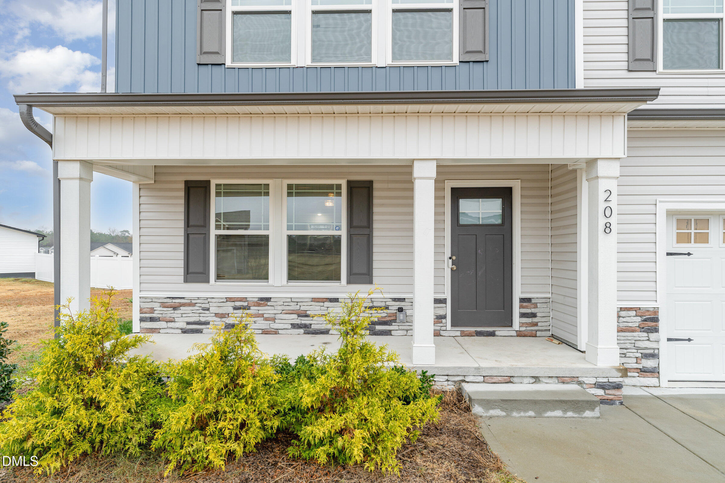 208 Tuscany Circle Property Photo 5