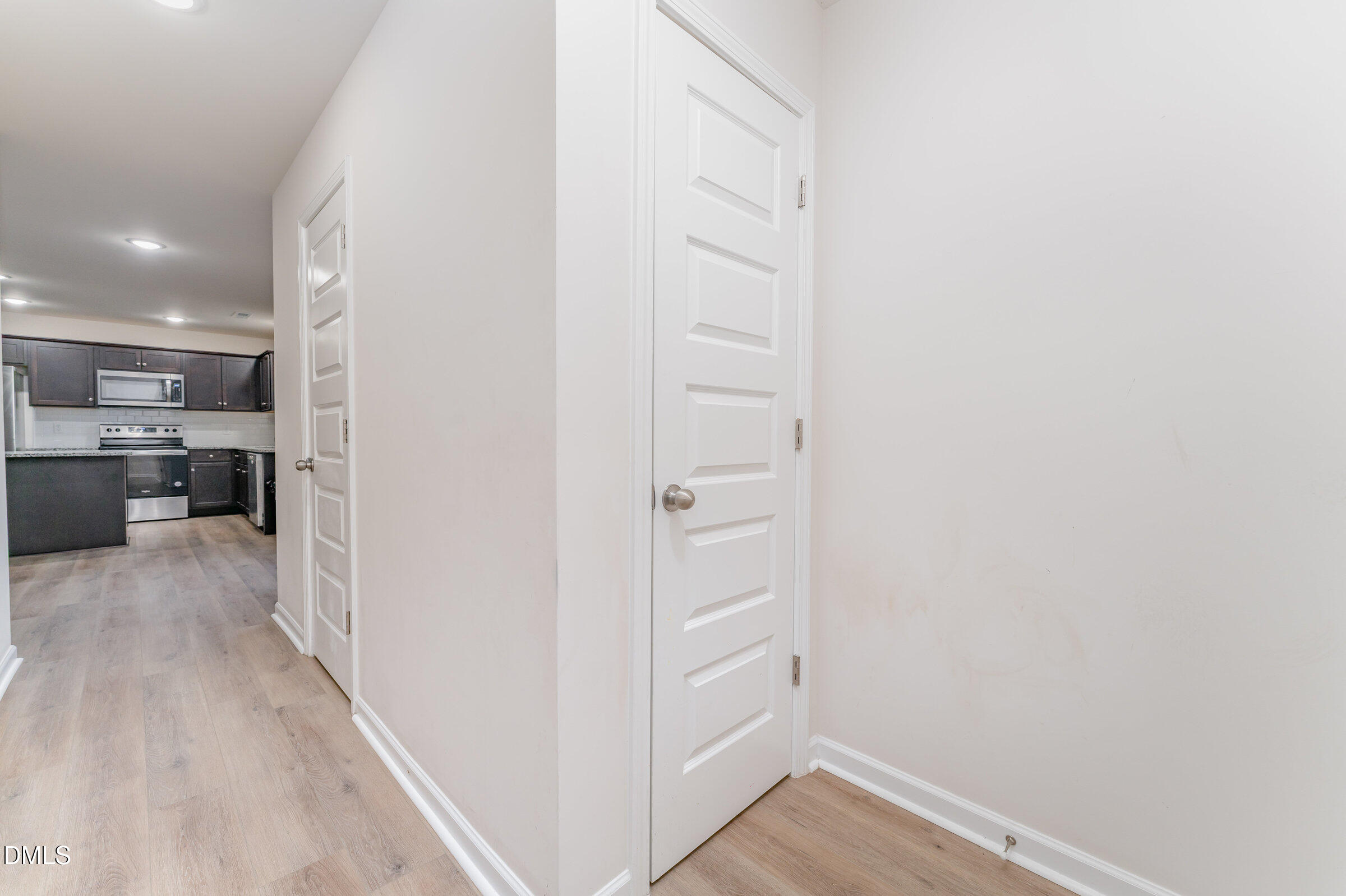 208 Tuscany Circle Property Photo 8