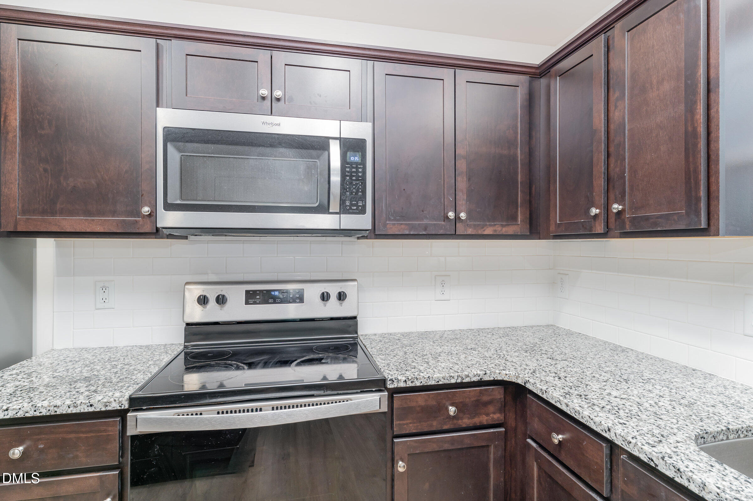 208 Tuscany Circle Property Photo 15