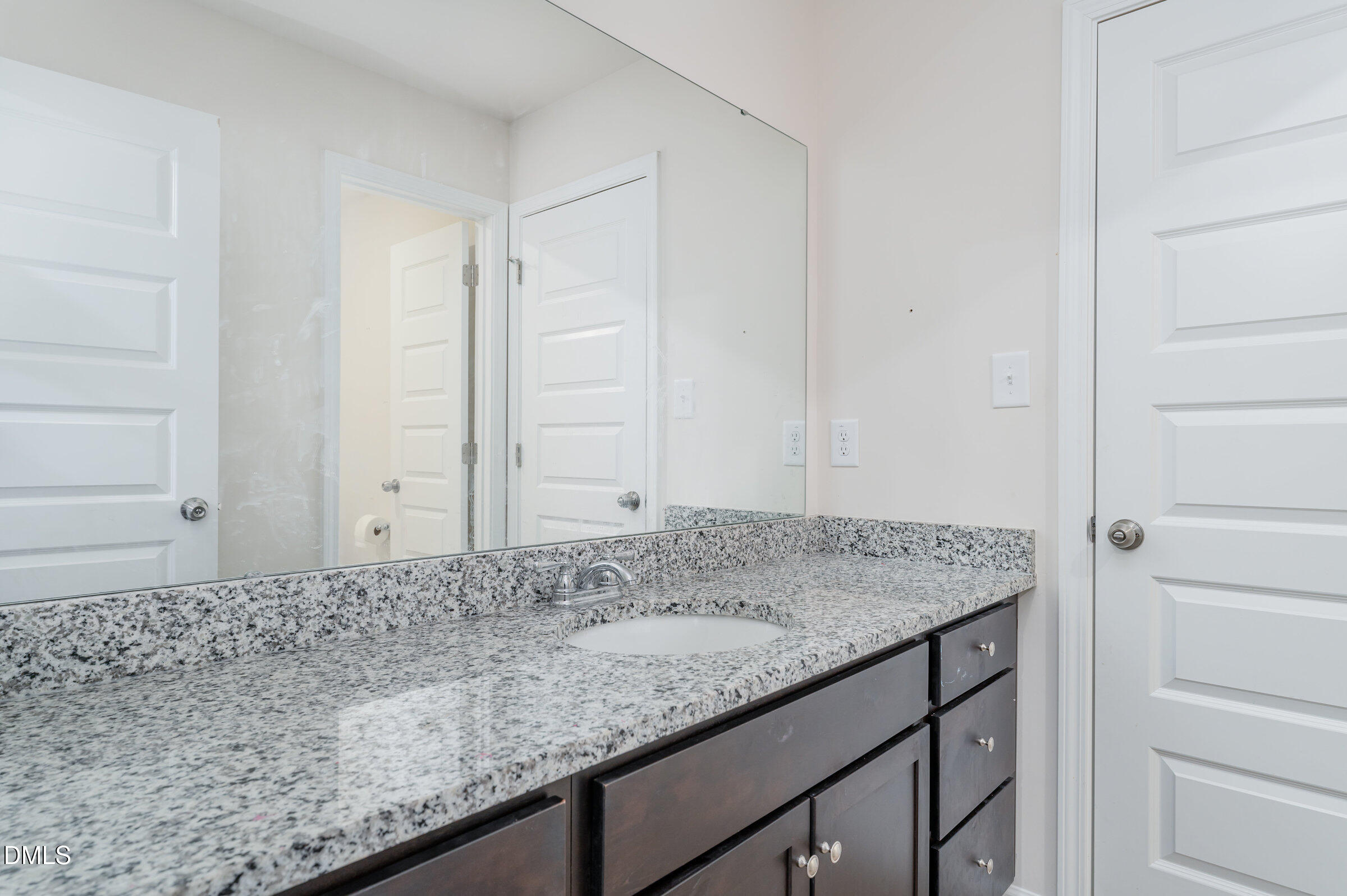 208 Tuscany Circle Property Photo 16
