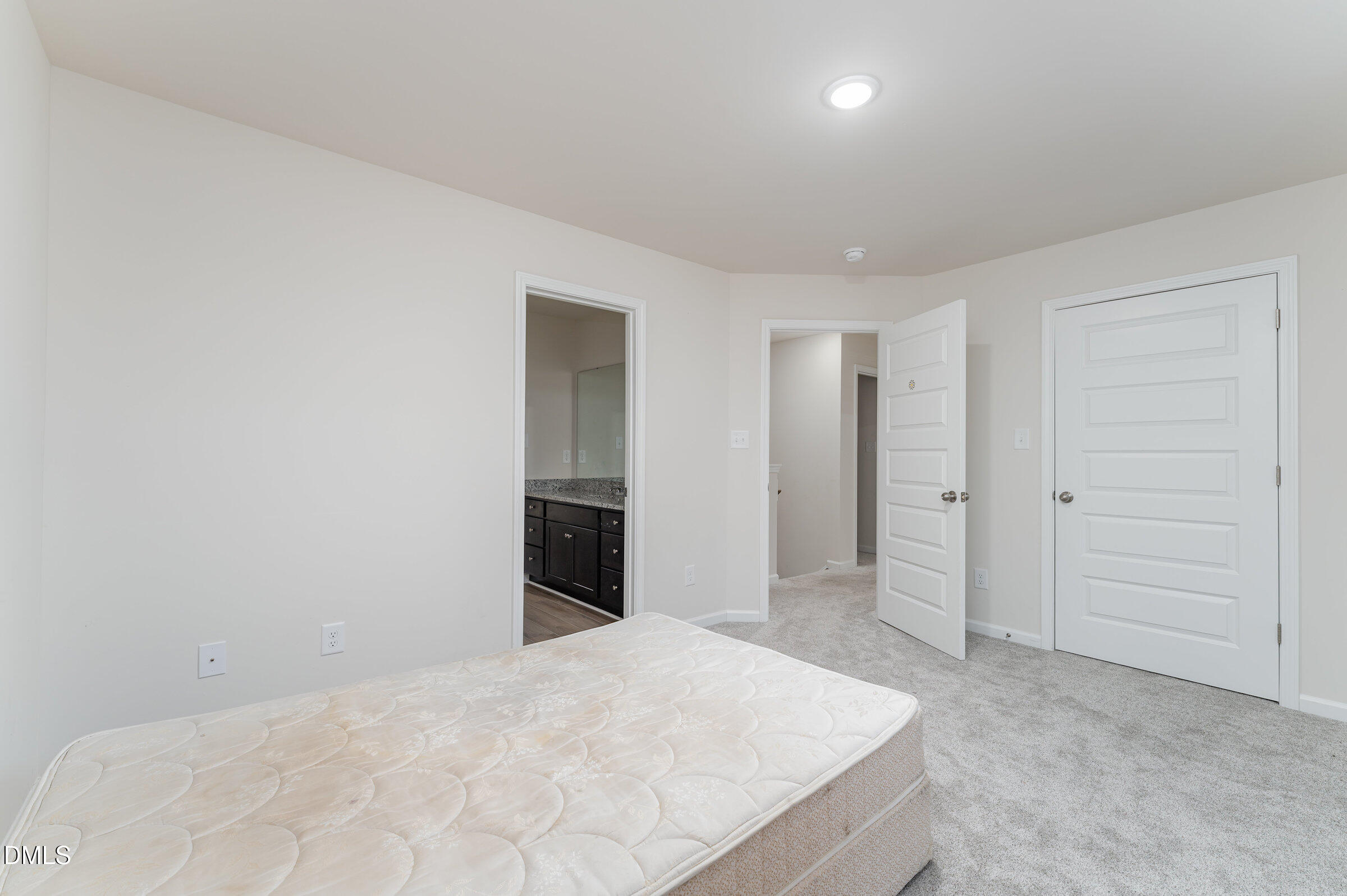 208 Tuscany Circle Property Photo 22